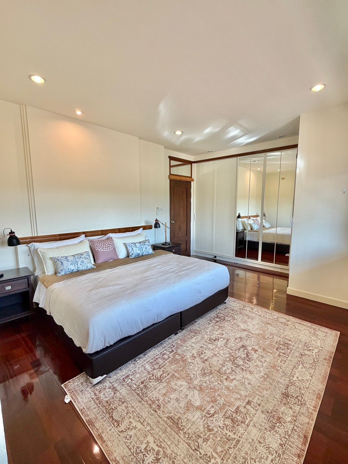 4 卧室 独立房屋 出租 在  - Image 15