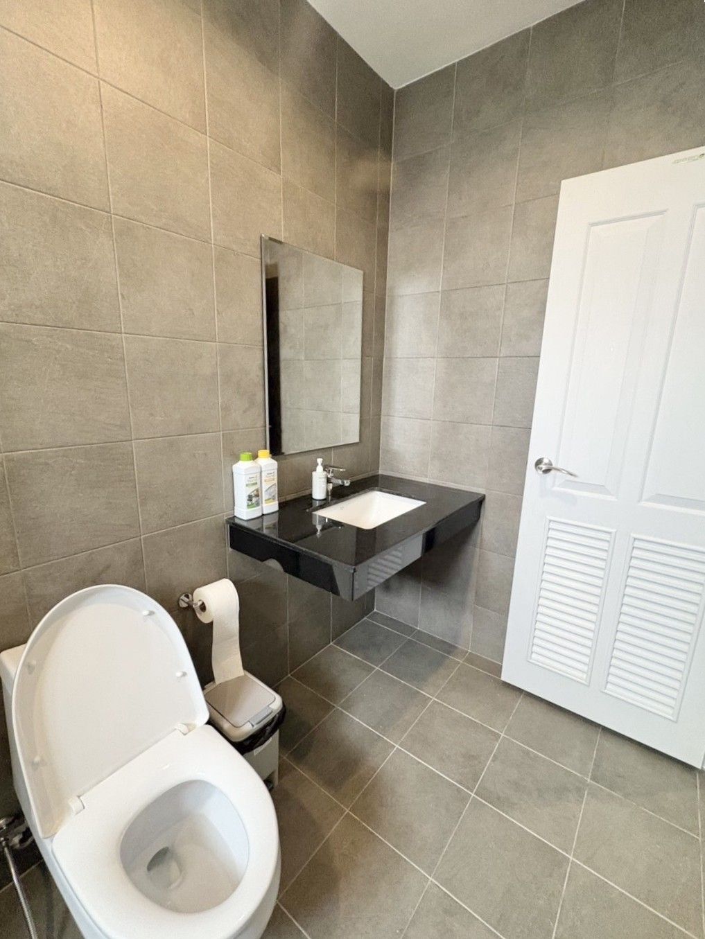 4 卧室 独立房屋 出租 在  - Image 12