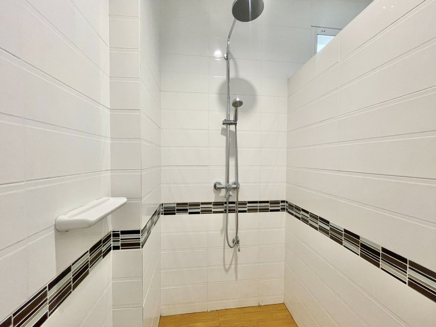 3 卧室 独立房屋 出租 在  - Image 15