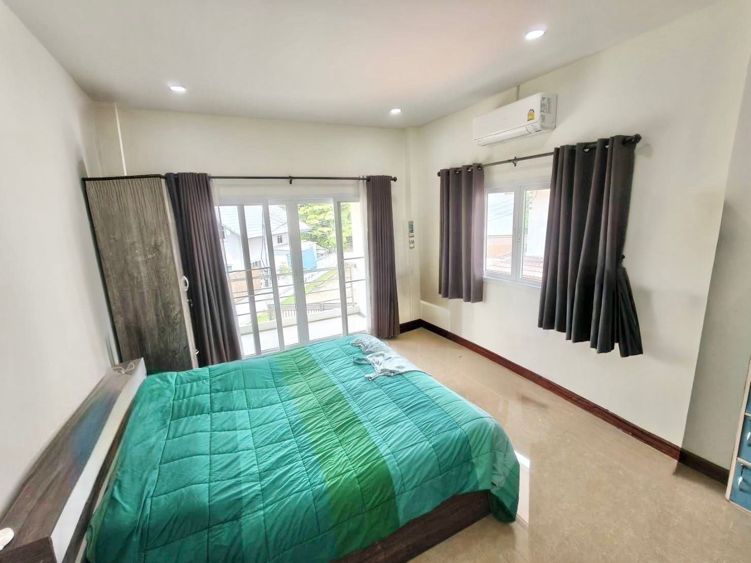 uploads/efe1bc97-da39-4732-9026-bc1cbf882b7a/6933913a-3496-446c-b8f9-9f2e794ad54b