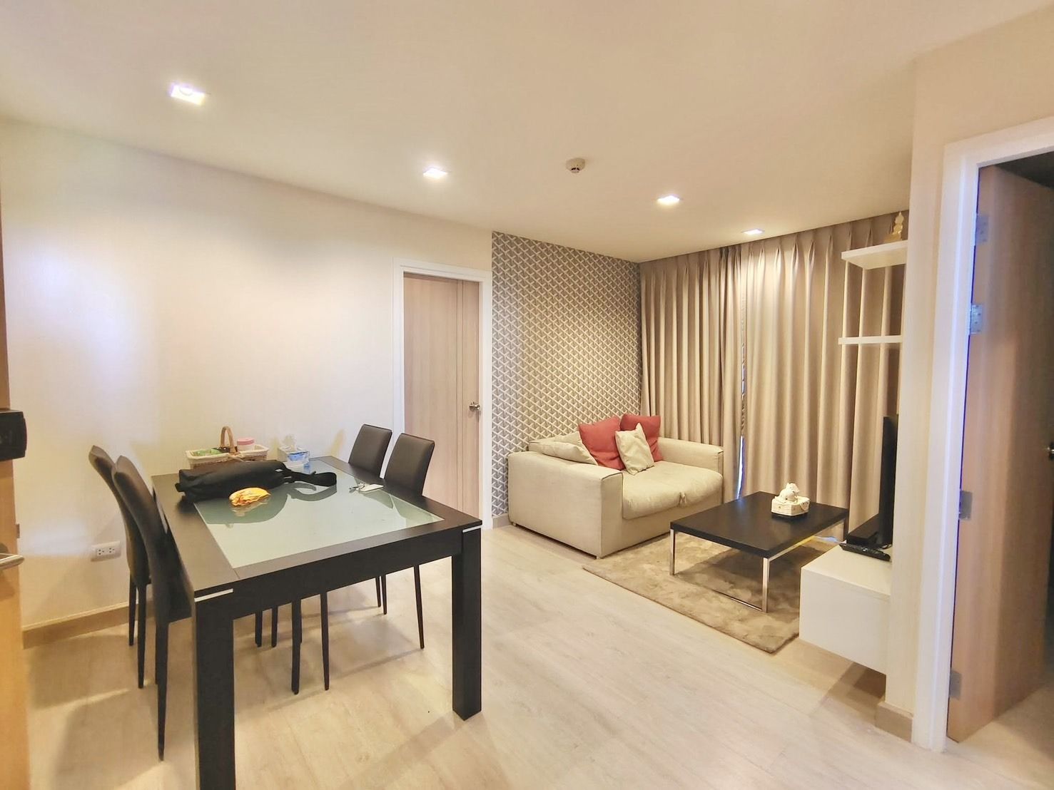 uploads/efe1bc97-da39-4732-9026-bc1cbf882b7a/6a4285a2-7a19-499c-ac07-7c08cac7e86d