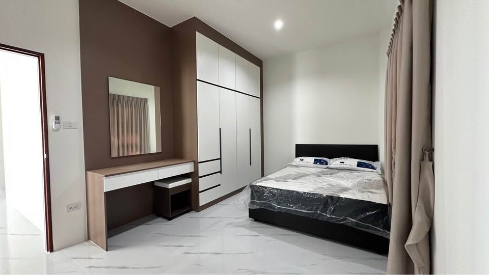 3 卧室 独立房屋 出租 在  - Image 5