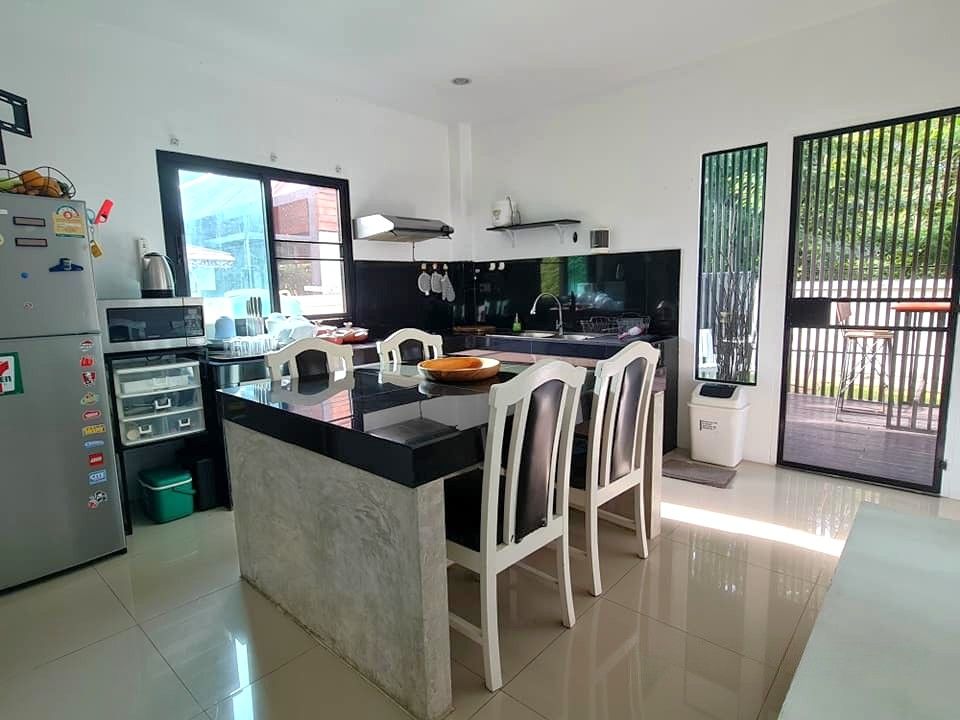 uploads/efe1bc97-da39-4732-9026-bc1cbf882b7a/6d9cd34e-9786-4cca-9712-a3d4e9791e73