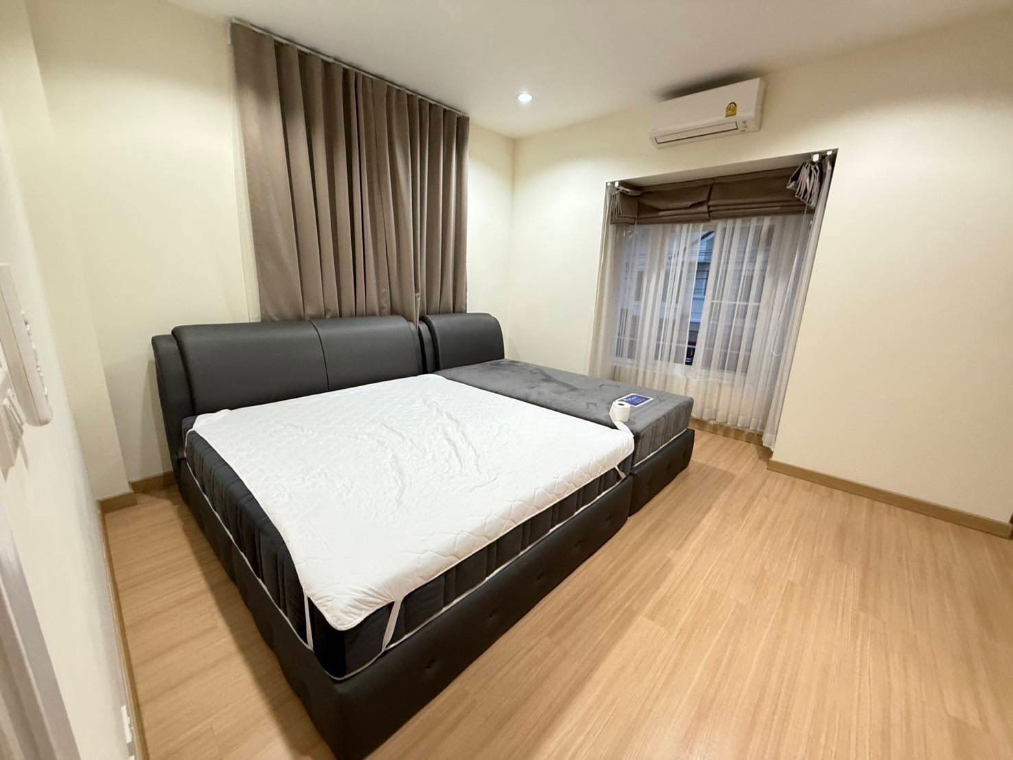 uploads/efe1bc97-da39-4732-9026-bc1cbf882b7a/702e45d3-b81e-46b4-95f9-3e31f3d3a7c5