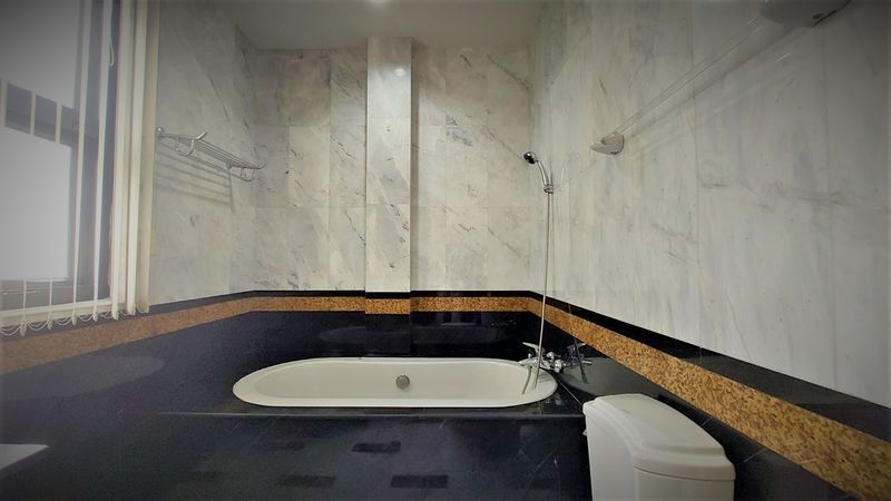 4 卧室 独立房屋 出租 在  - Image 10