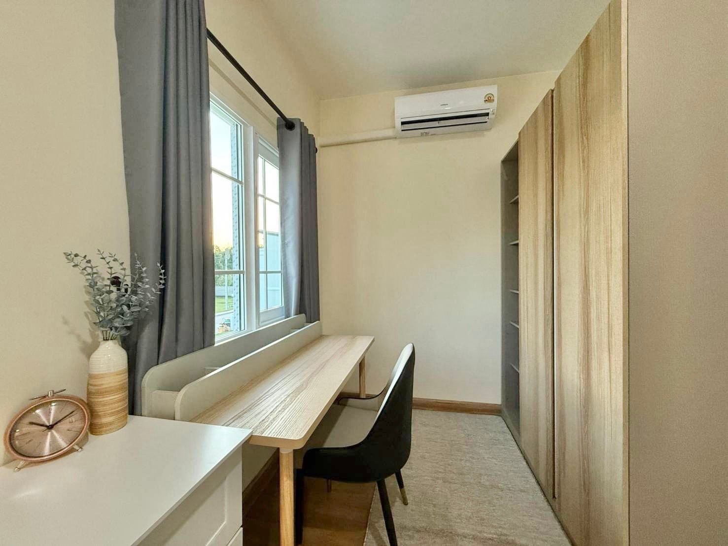 2 卧室 联排别墅 出租 在  - Image 6