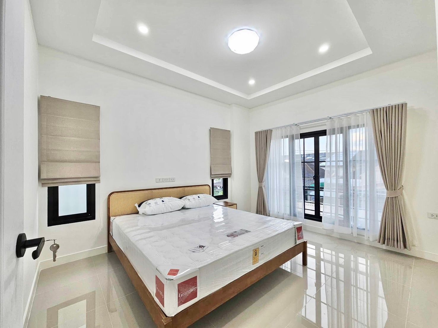 uploads/efe1bc97-da39-4732-9026-bc1cbf882b7a/721ba1b1-5c33-41ed-ab1b-d640db08ecb2