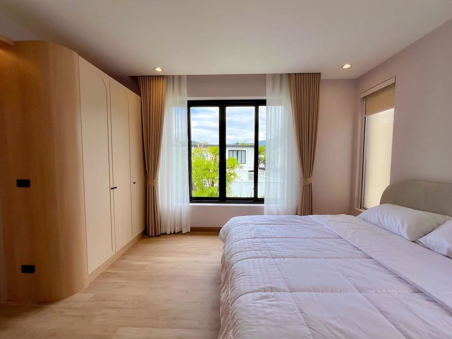 uploads/efe1bc97-da39-4732-9026-bc1cbf882b7a/72407388-31d1-4256-b2f1-9ca53c29d248