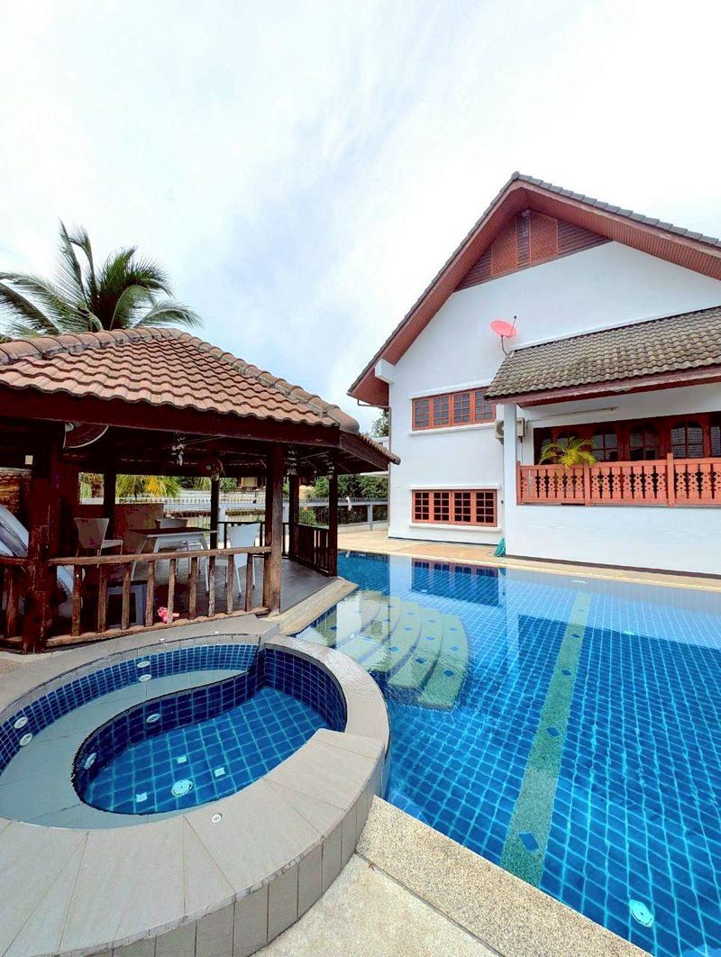 uploads/efe1bc97-da39-4732-9026-bc1cbf882b7a/75a5b3bb-65fa-462f-a158-24bf9d77f20a