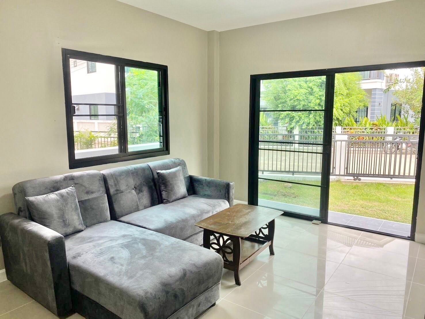 3 卧室 独立房屋 出租 在  - Image 2