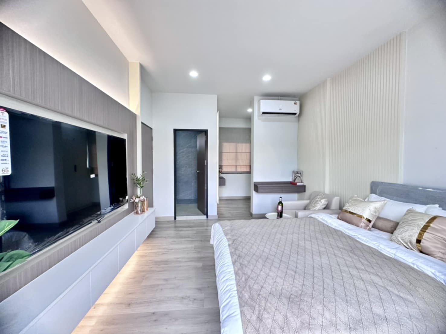 uploads/efe1bc97-da39-4732-9026-bc1cbf882b7a/76ef8d6a-eafd-4b65-babc-998b298e3a60