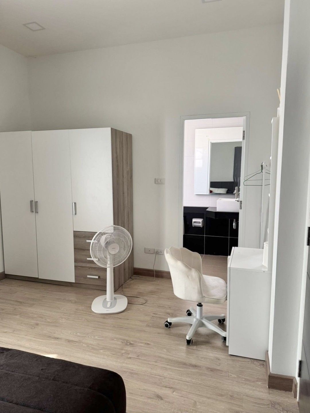 uploads/efe1bc97-da39-4732-9026-bc1cbf882b7a/778db503-7ad6-4208-9a2b-c08f64692011