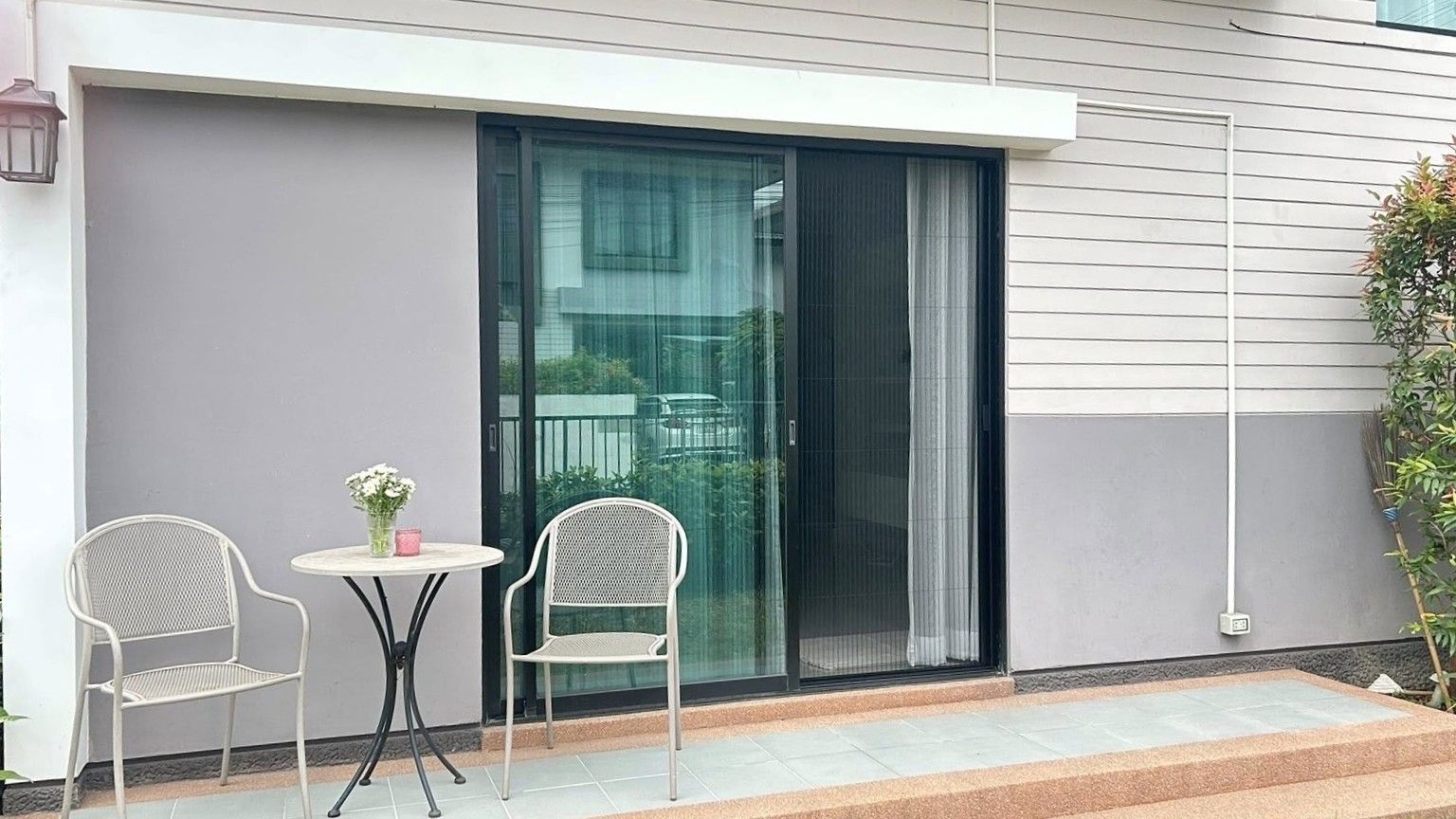 Vararom Premium City Hall - Image 14