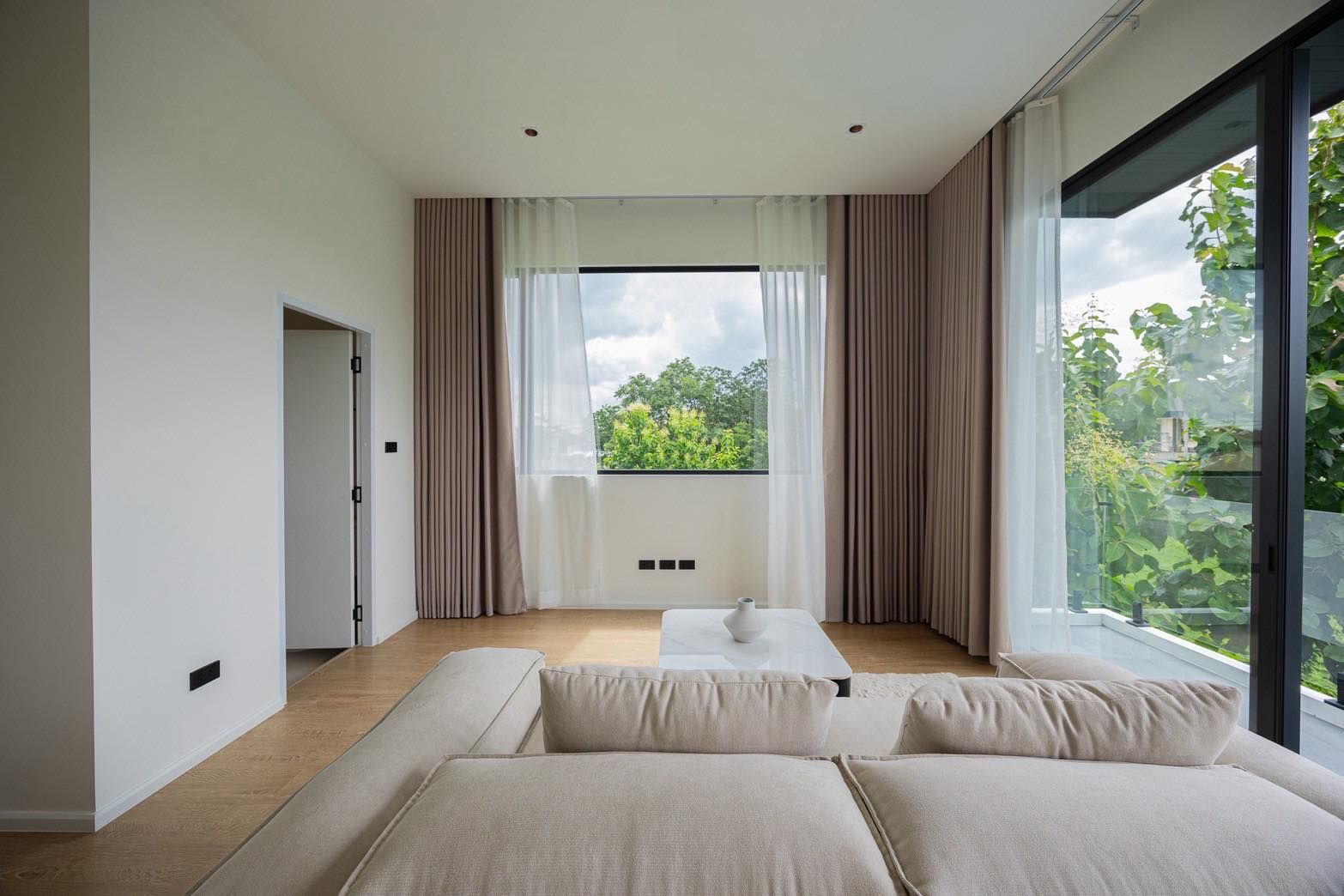 5 卧室 独立房屋 出租 在  - Image 16