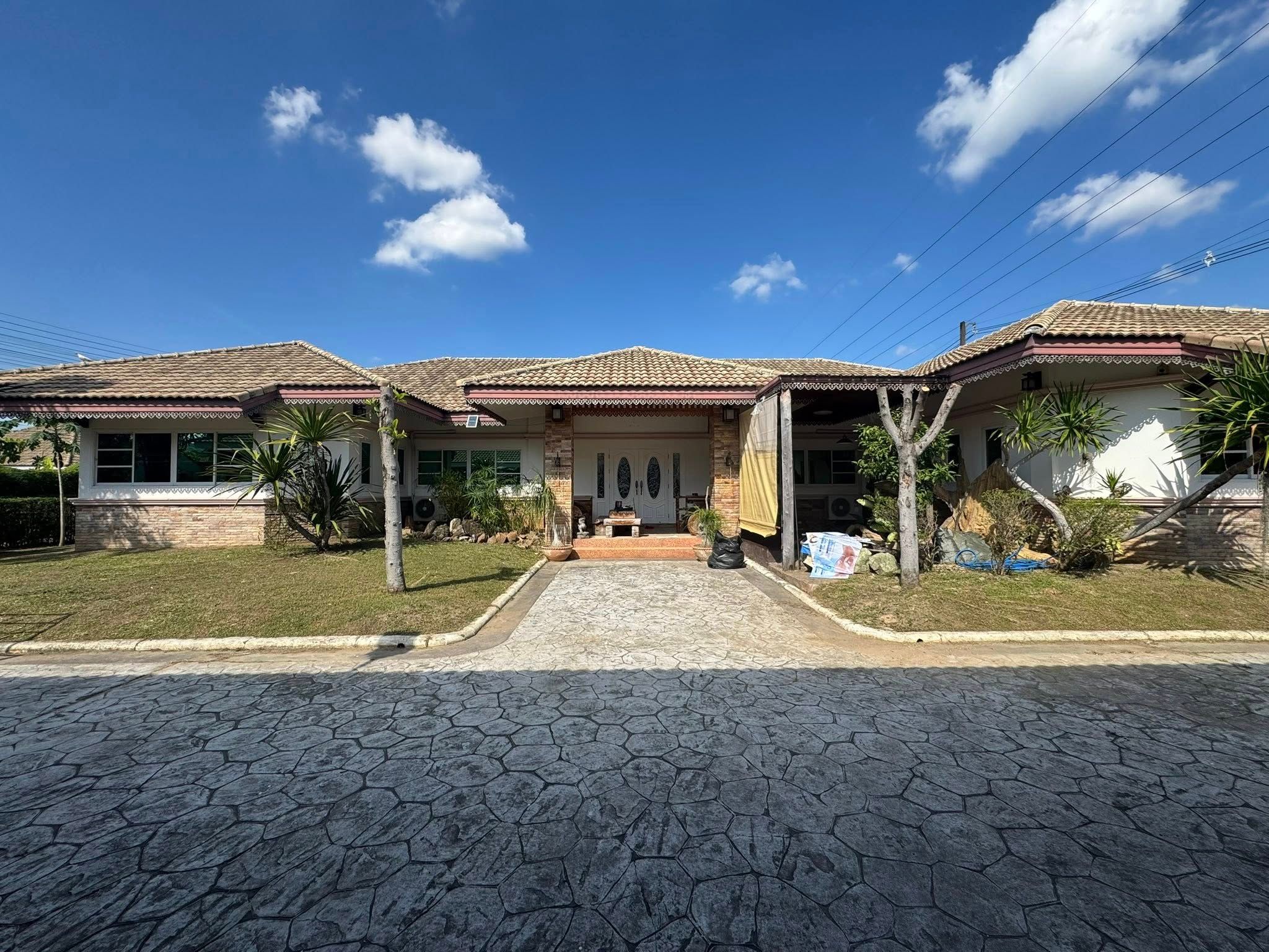 uploads/efe1bc97-da39-4732-9026-bc1cbf882b7a/78d985f8-5e7f-49a4-95d1-d8471b729693