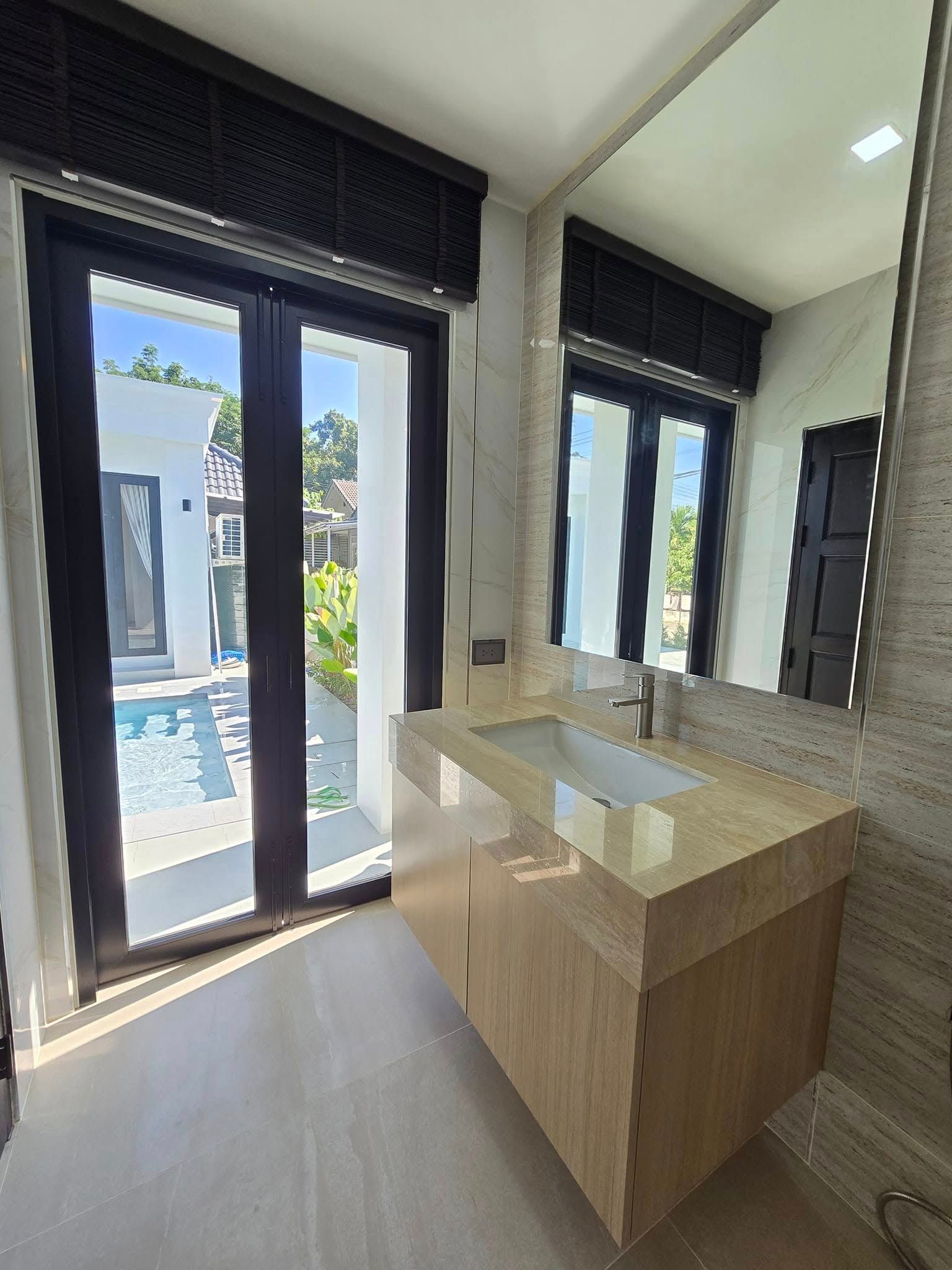 uploads/efe1bc97-da39-4732-9026-bc1cbf882b7a/78f92661-a802-4246-b088-8b6964cbc9c0