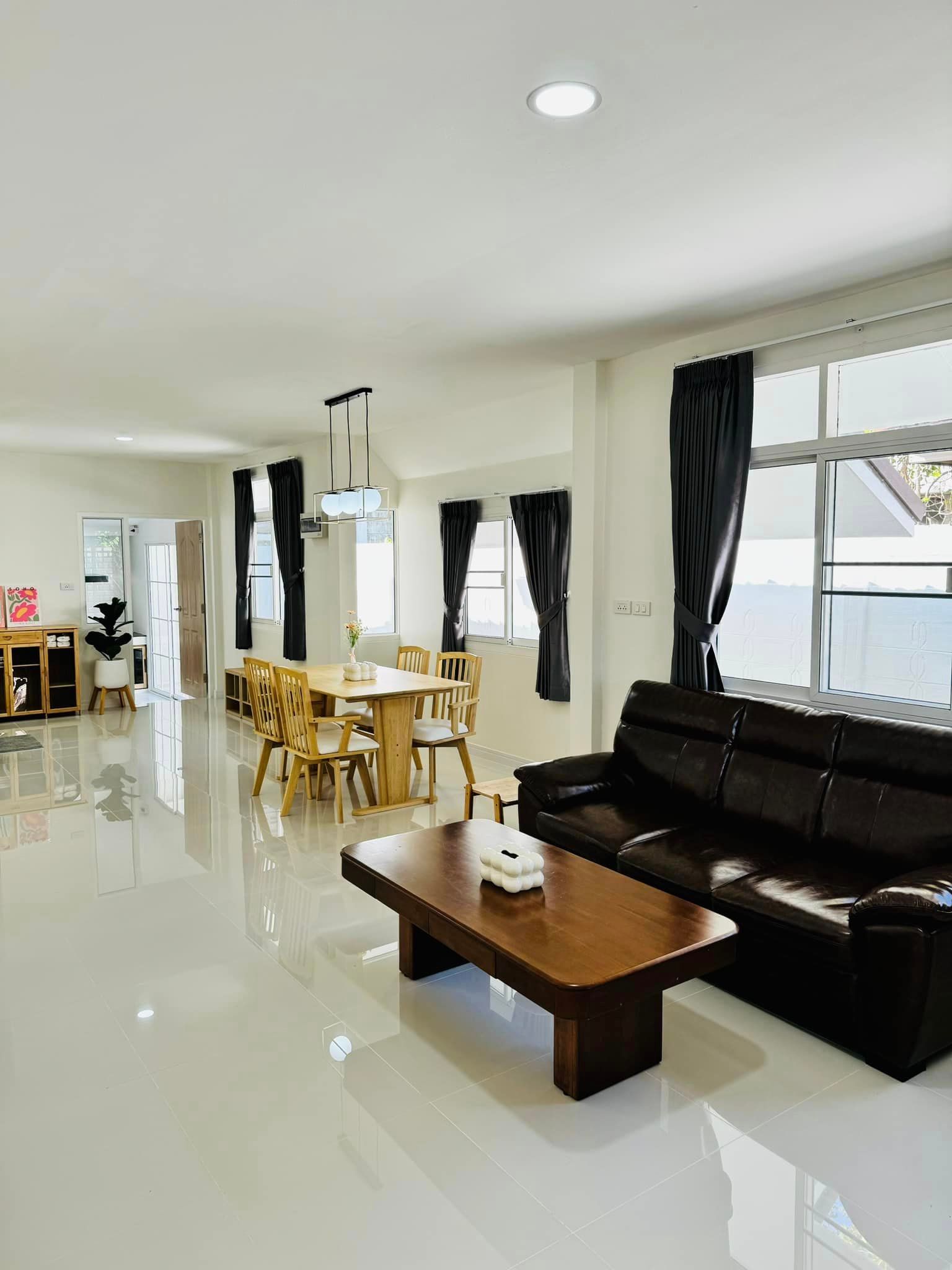 uploads/efe1bc97-da39-4732-9026-bc1cbf882b7a/7942b9d6-08b8-4fad-aa6a-7b1fc93d9429