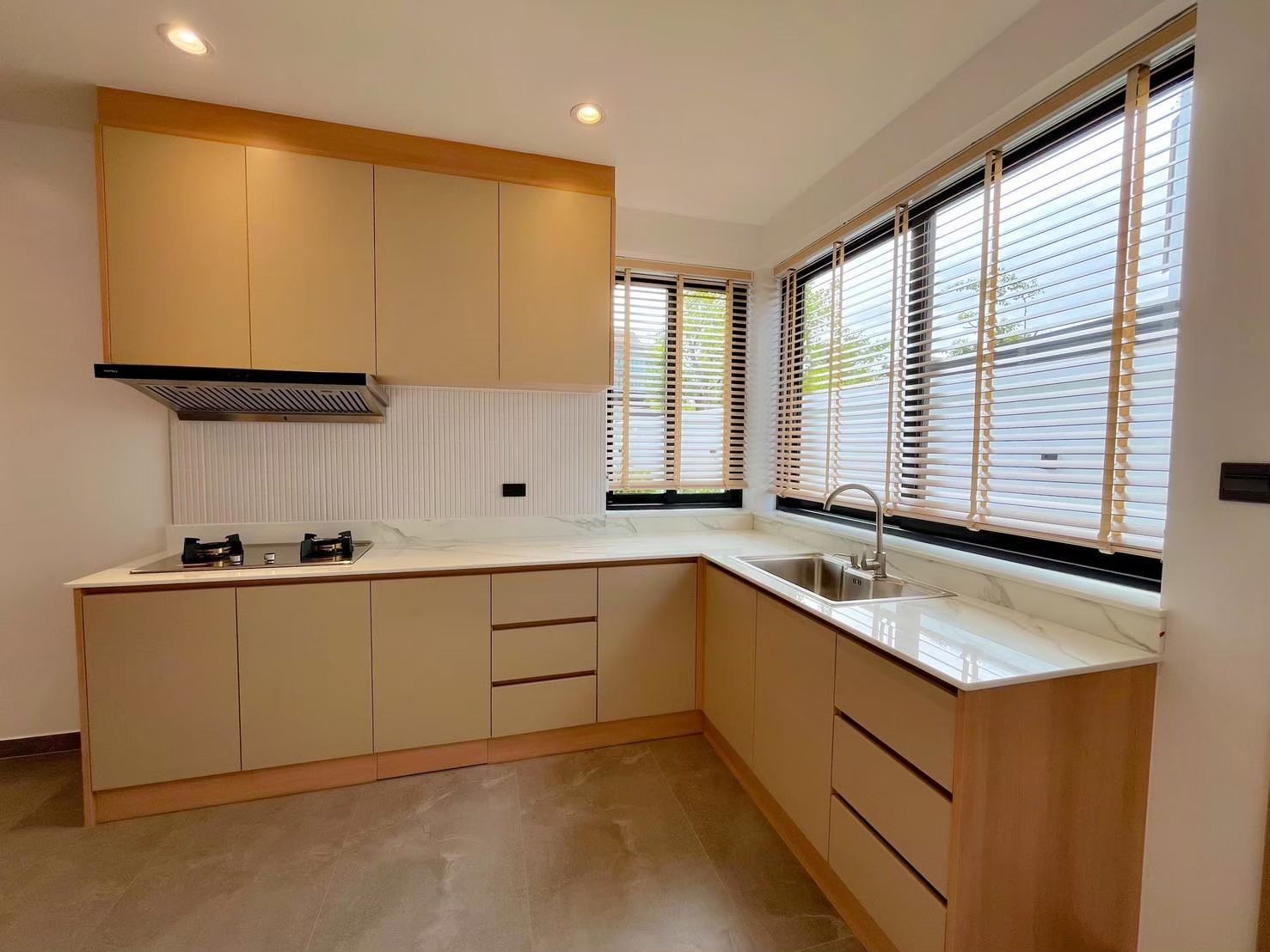 uploads/efe1bc97-da39-4732-9026-bc1cbf882b7a/79448ad2-82ab-45af-8c58-2e3cfd2a2c3f