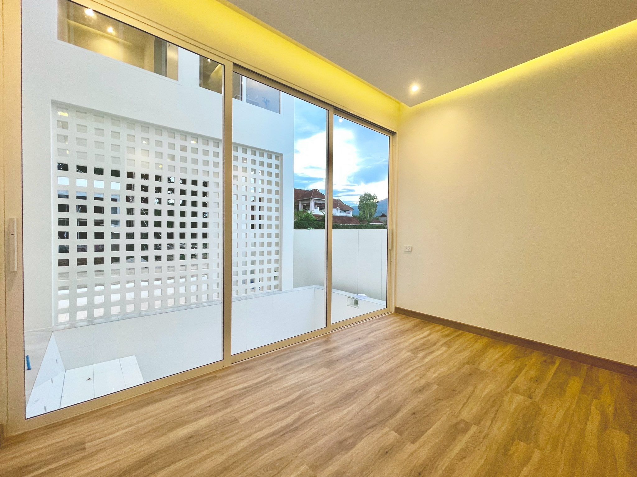 uploads/efe1bc97-da39-4732-9026-bc1cbf882b7a/79942053-7d78-40c8-8b6d-83a144ae488f