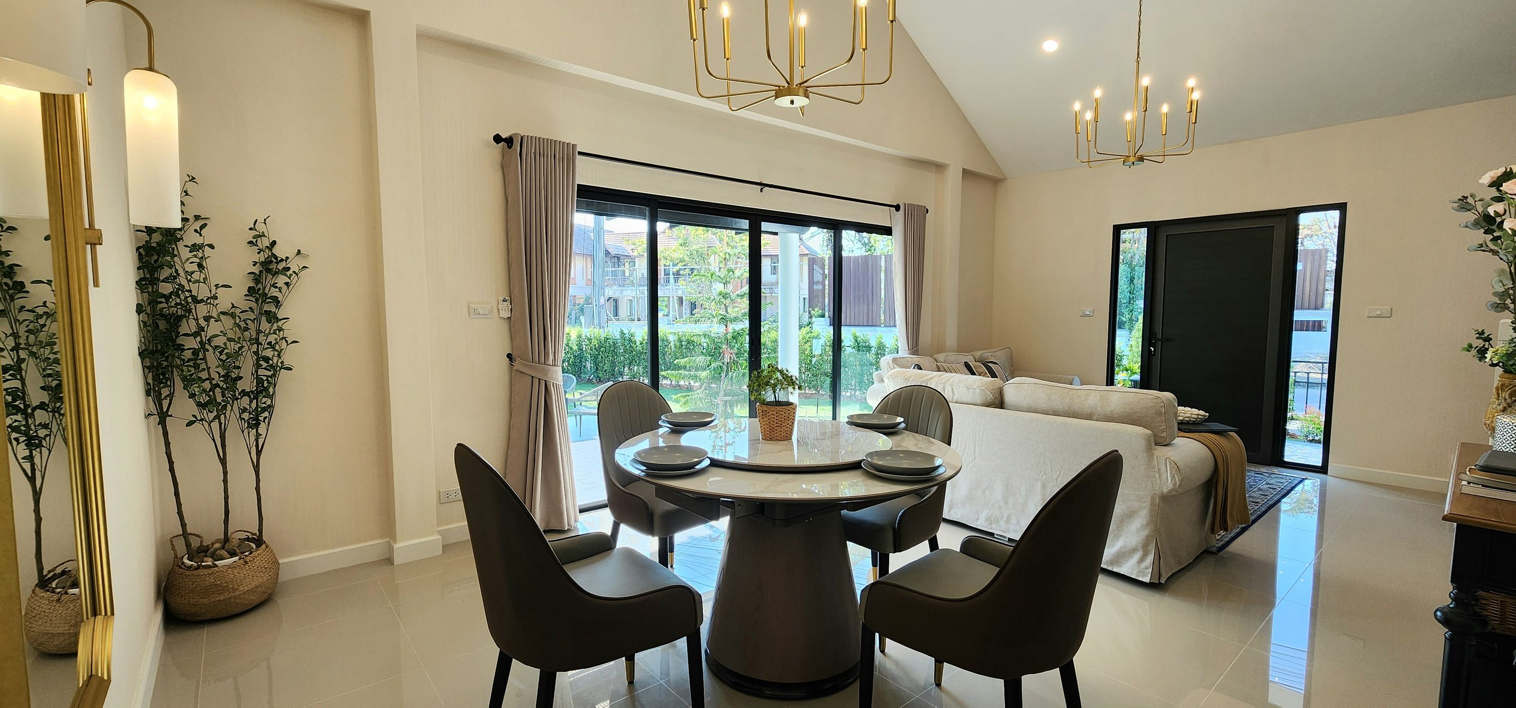 Chonlada Land&House - Image 4