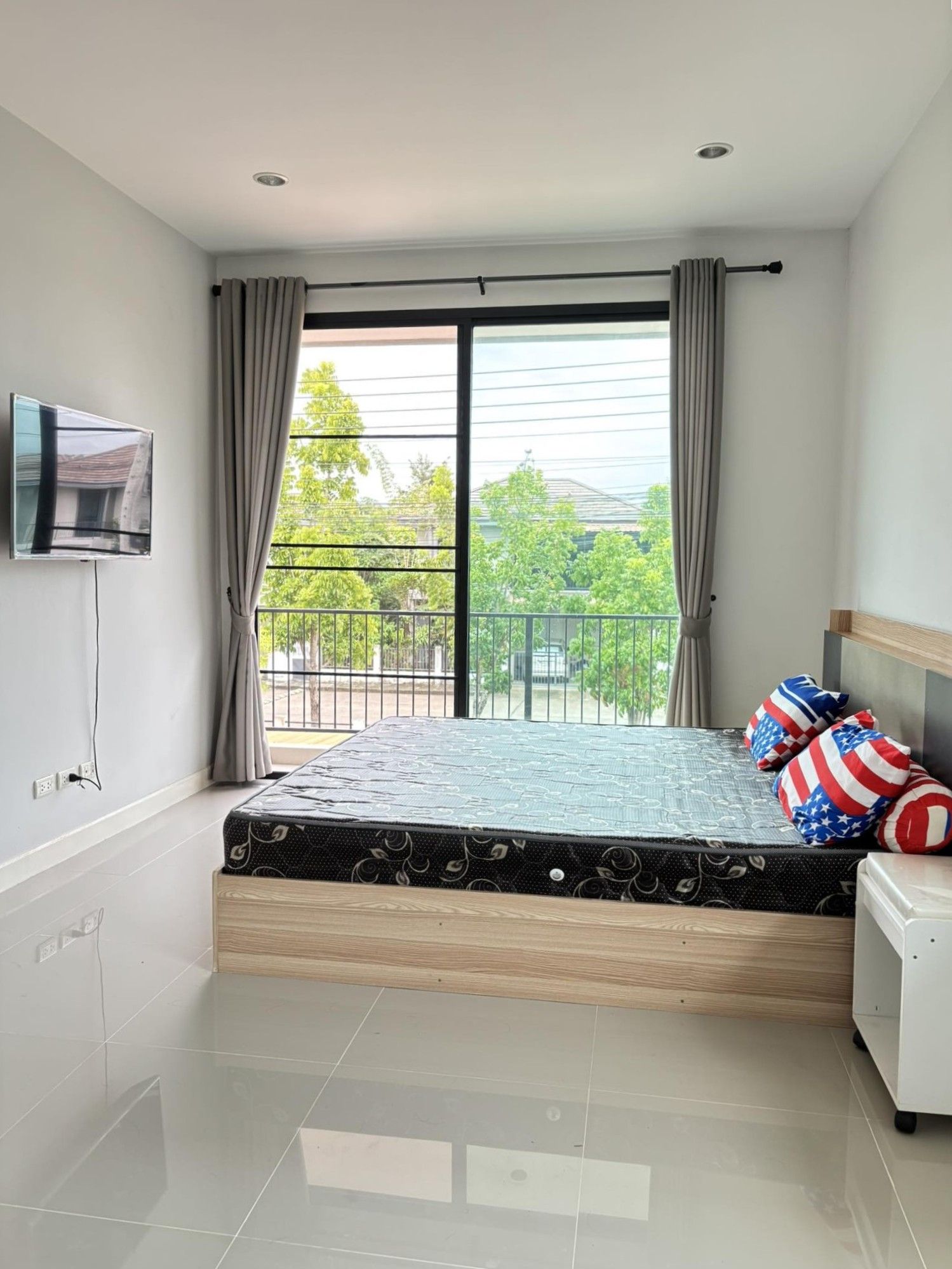 uploads/efe1bc97-da39-4732-9026-bc1cbf882b7a/7c8ff962-be3f-4366-876e-50d6db5bd83d