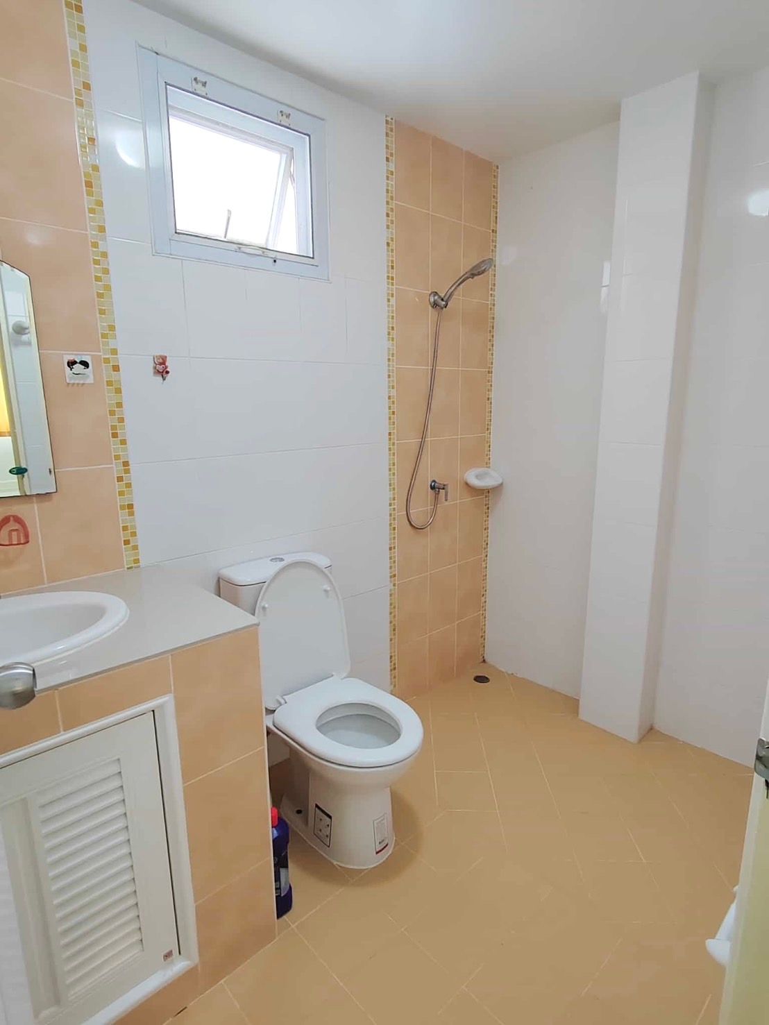 uploads/efe1bc97-da39-4732-9026-bc1cbf882b7a/7c952401-28c1-4591-bae5-035e8ad18692