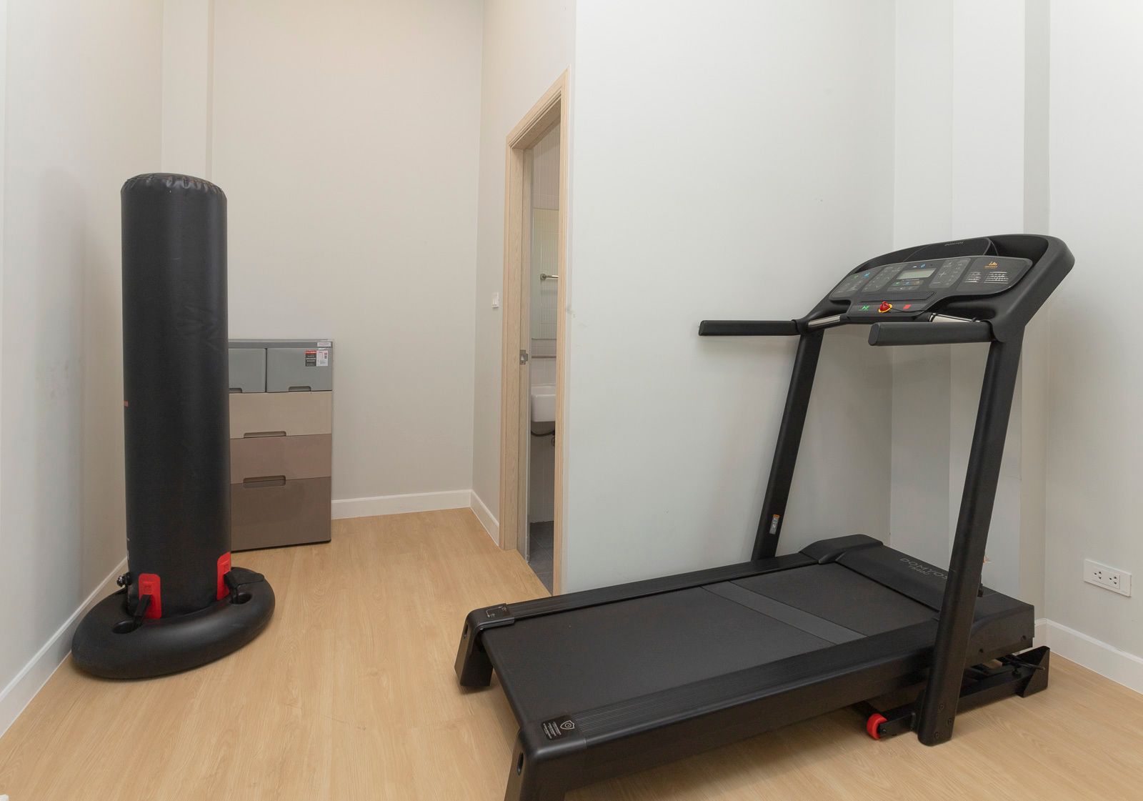 uploads/efe1bc97-da39-4732-9026-bc1cbf882b7a/7dd12f72-f5c4-44d4-bdd4-cb419b09d8aa