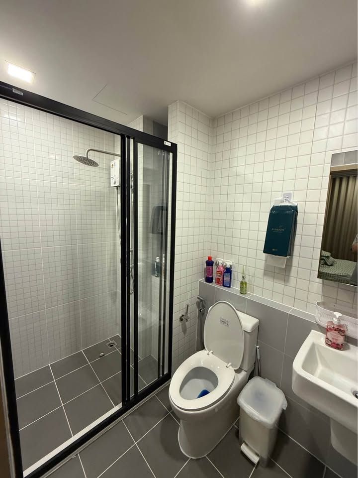 1 卧室 公寓 出租 在  - Image 5