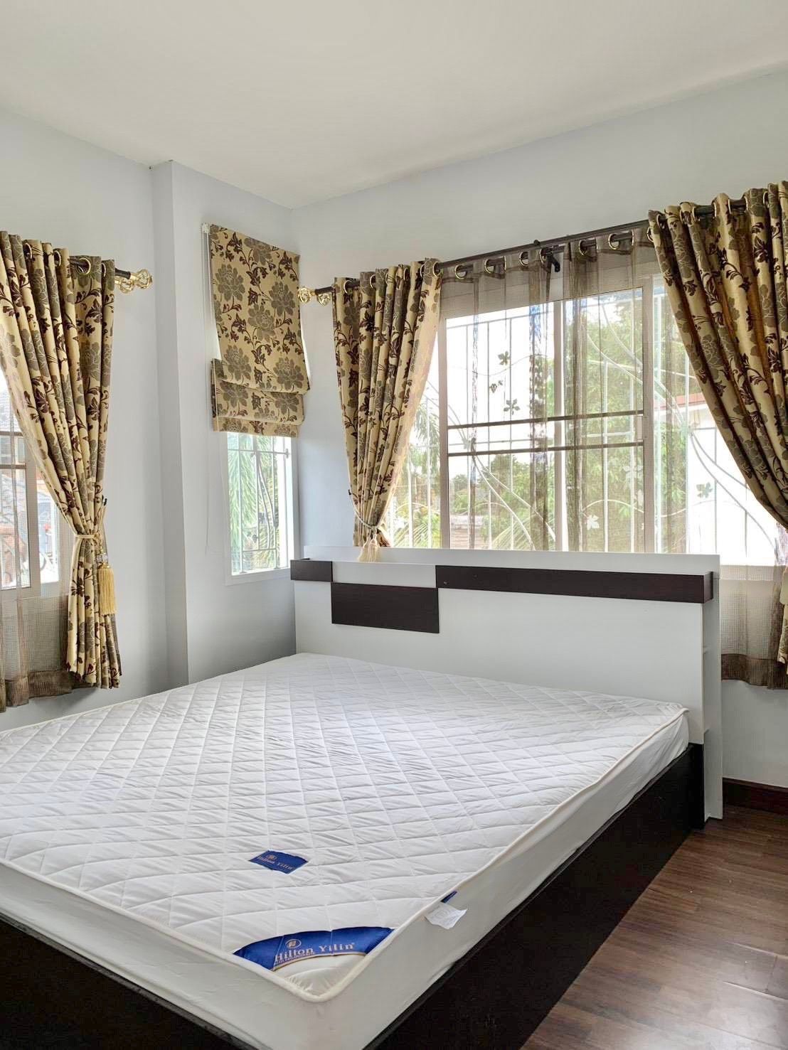 3 卧室 独立房屋 出租 在  - Image 12