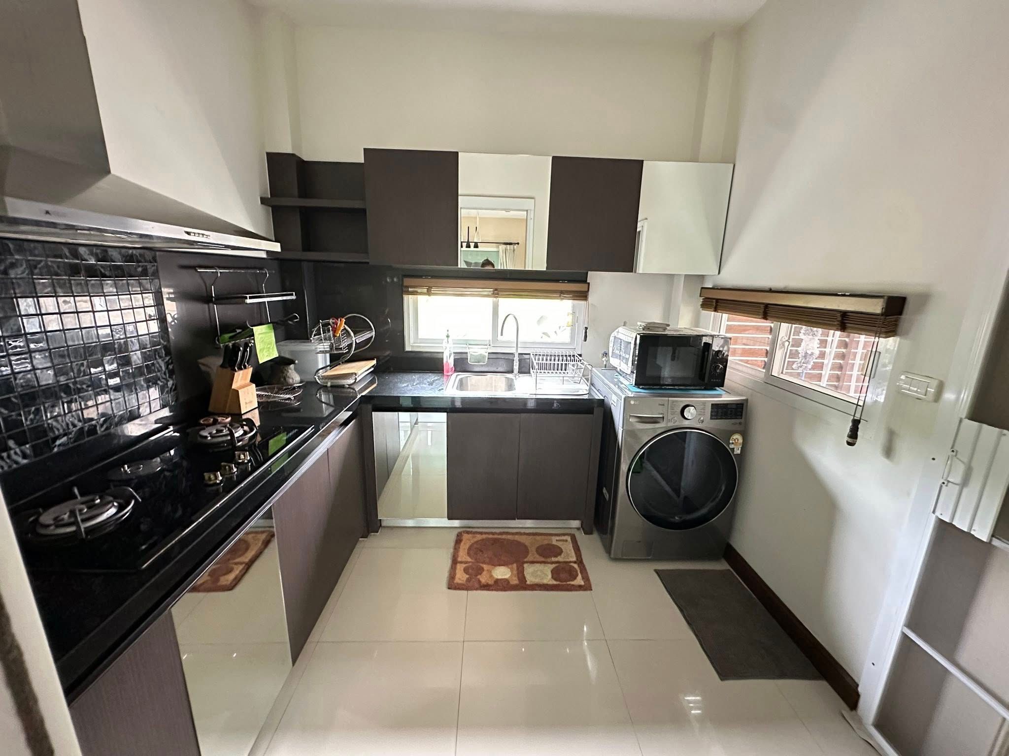 The Oriental (Regent) - Image 8