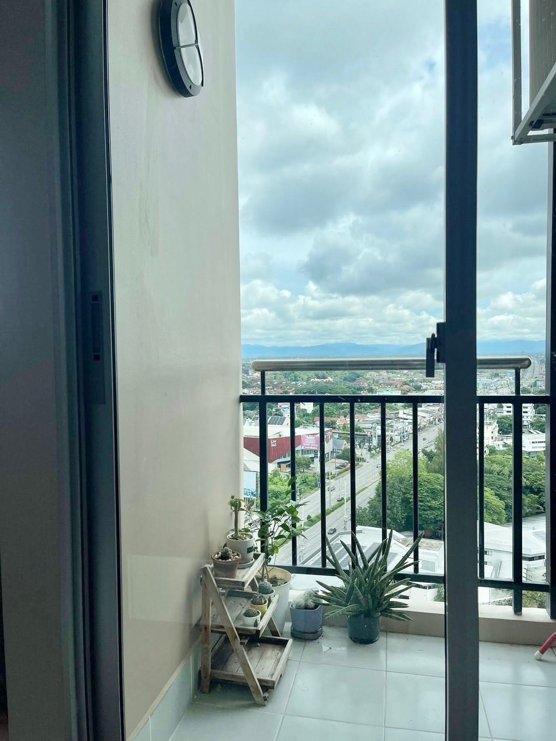 uploads/efe1bc97-da39-4732-9026-bc1cbf882b7a/8203e419-b866-4b4a-a35a-d841b3c4623b