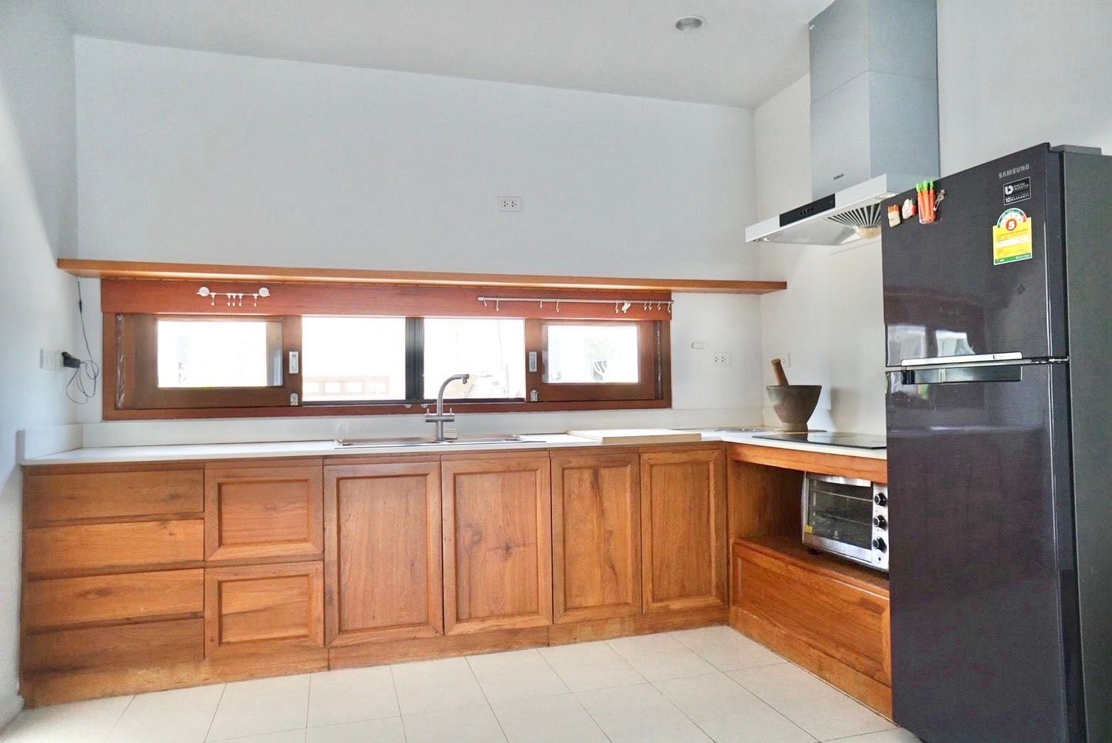 uploads/efe1bc97-da39-4732-9026-bc1cbf882b7a/83b087ea-b9ed-4d2a-95a1-de62e64c24f0