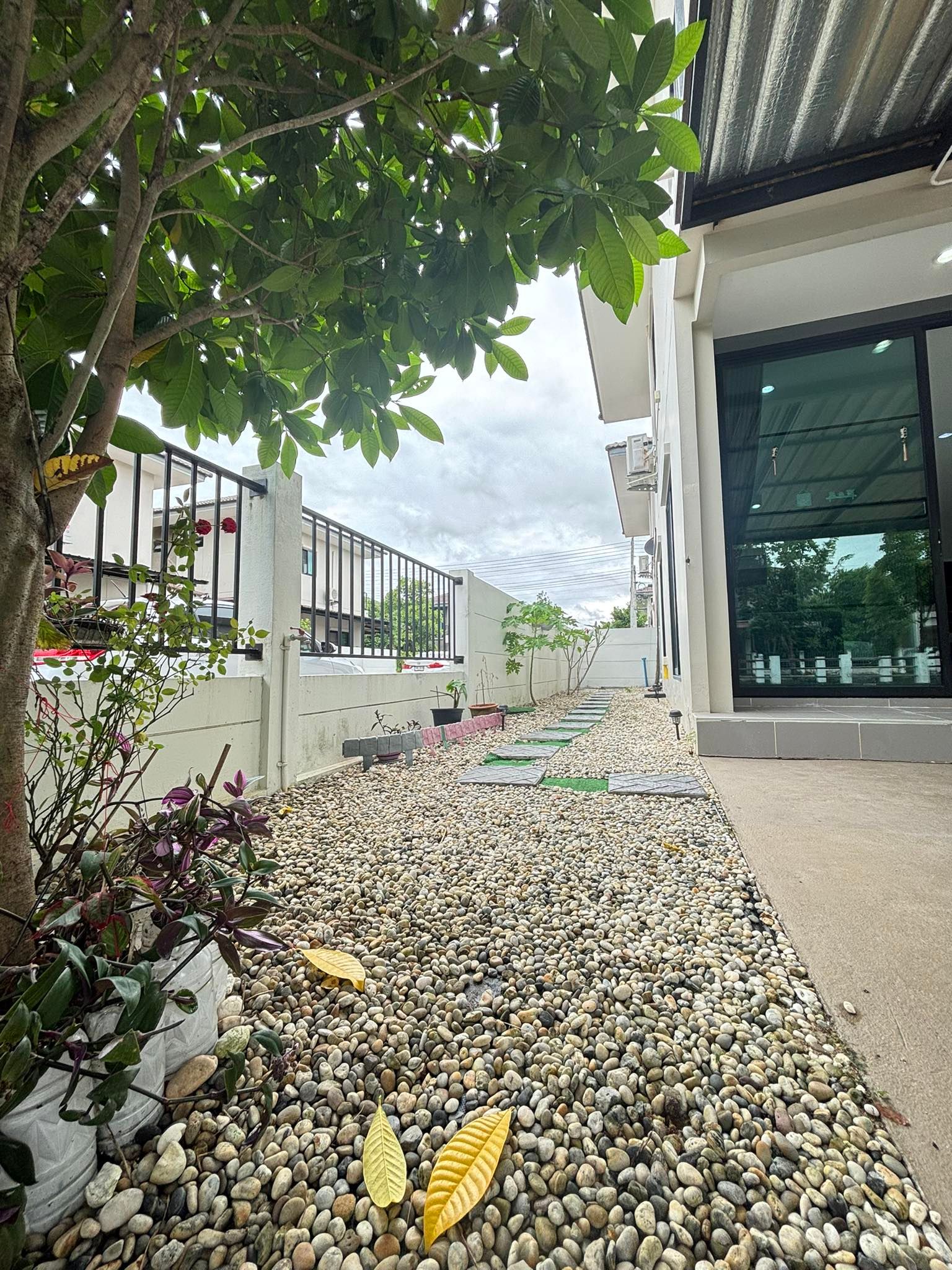 uploads/efe1bc97-da39-4732-9026-bc1cbf882b7a/83ca9baf-109f-48ec-8798-01ec8def6dcc