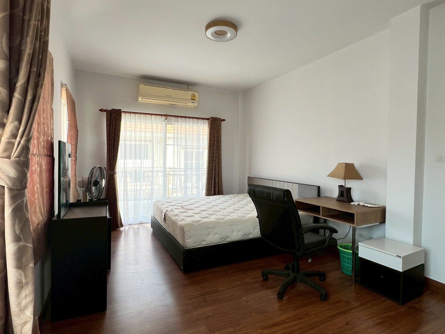 uploads/efe1bc97-da39-4732-9026-bc1cbf882b7a/844125d7-289c-4765-a1b8-4eaa38b81c0e