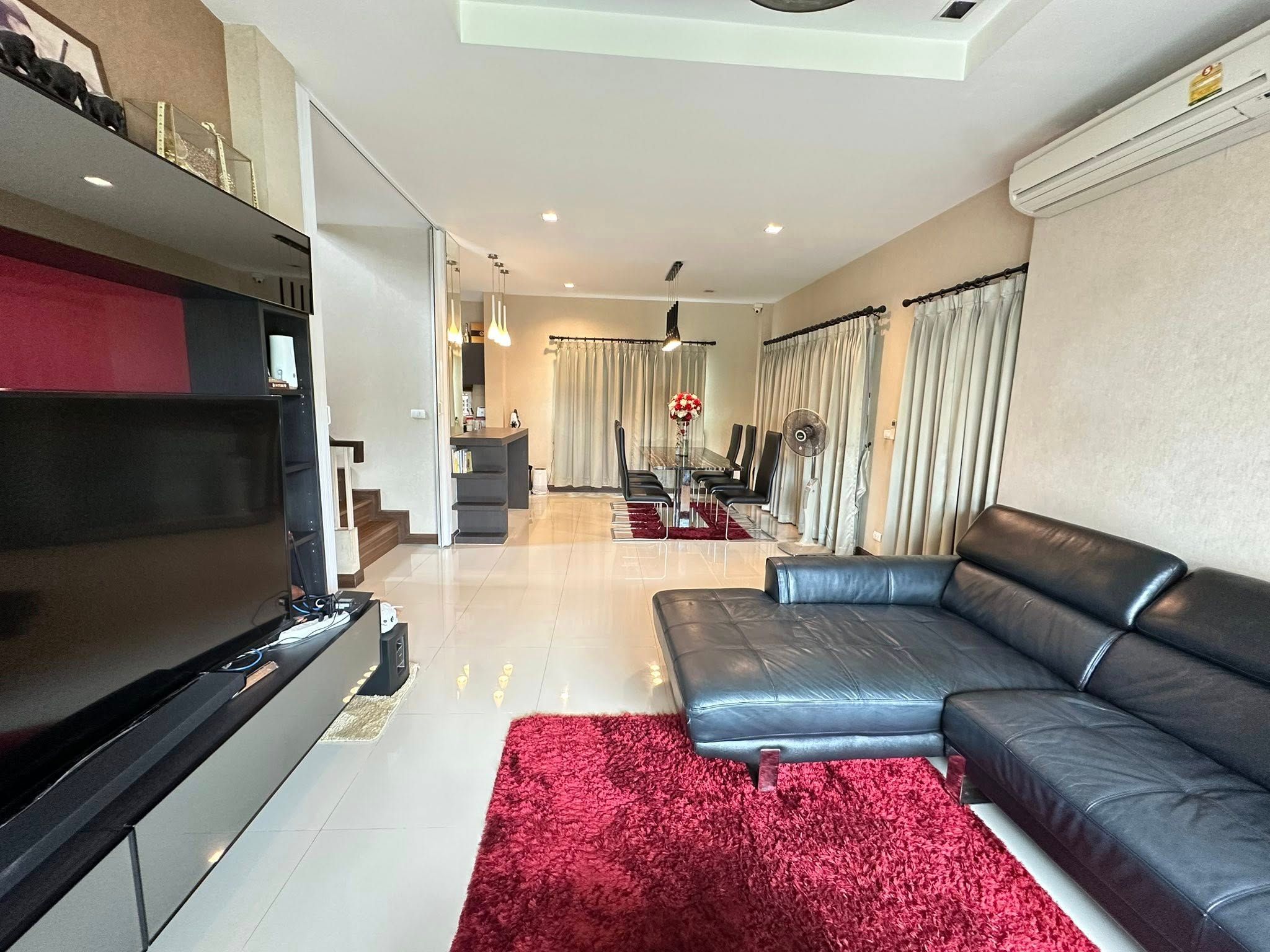 The Oriental (Regent) - Image 2