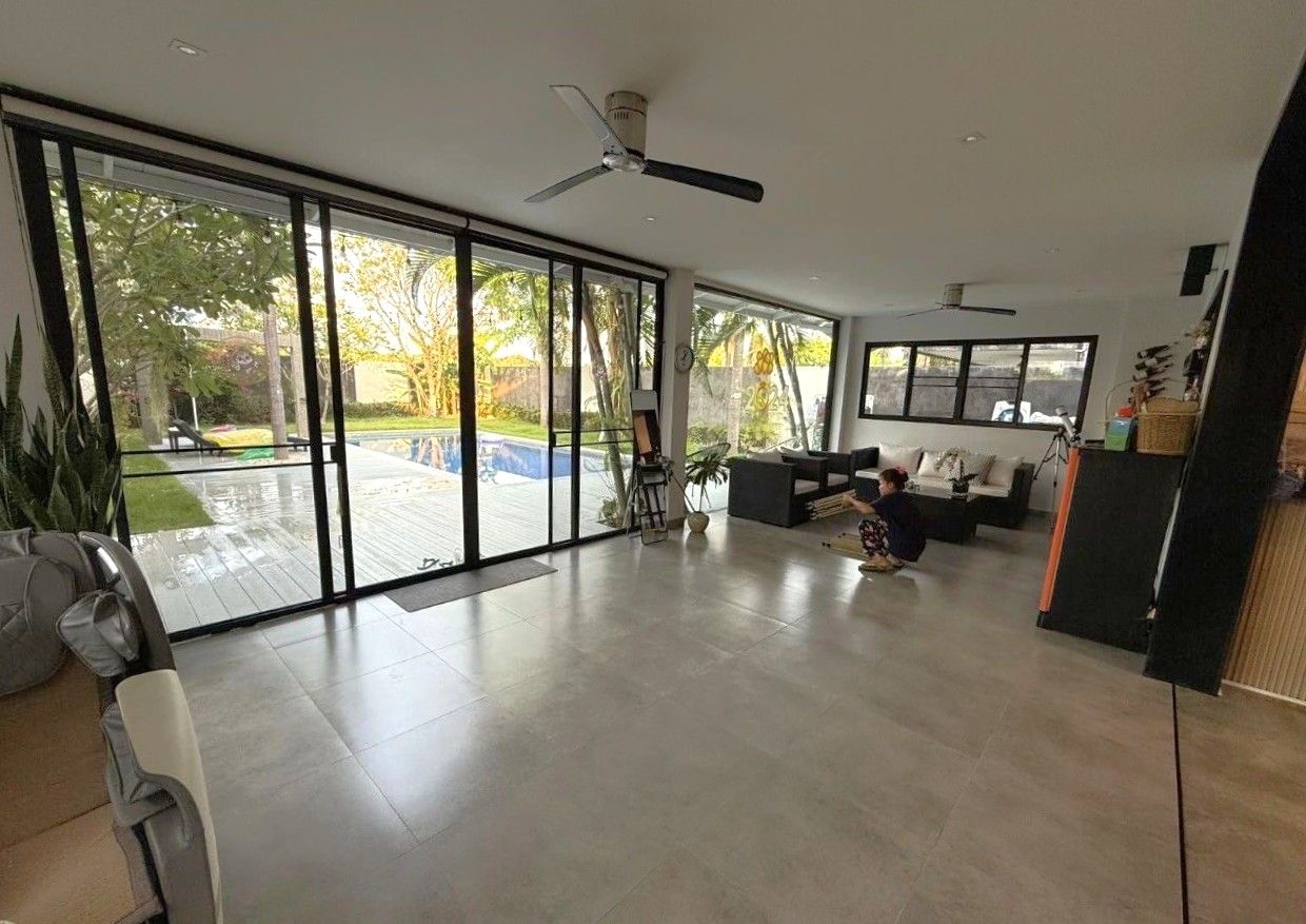 uploads/efe1bc97-da39-4732-9026-bc1cbf882b7a/85b0d5a0-240b-4d1c-bcd7-b81a904c2664