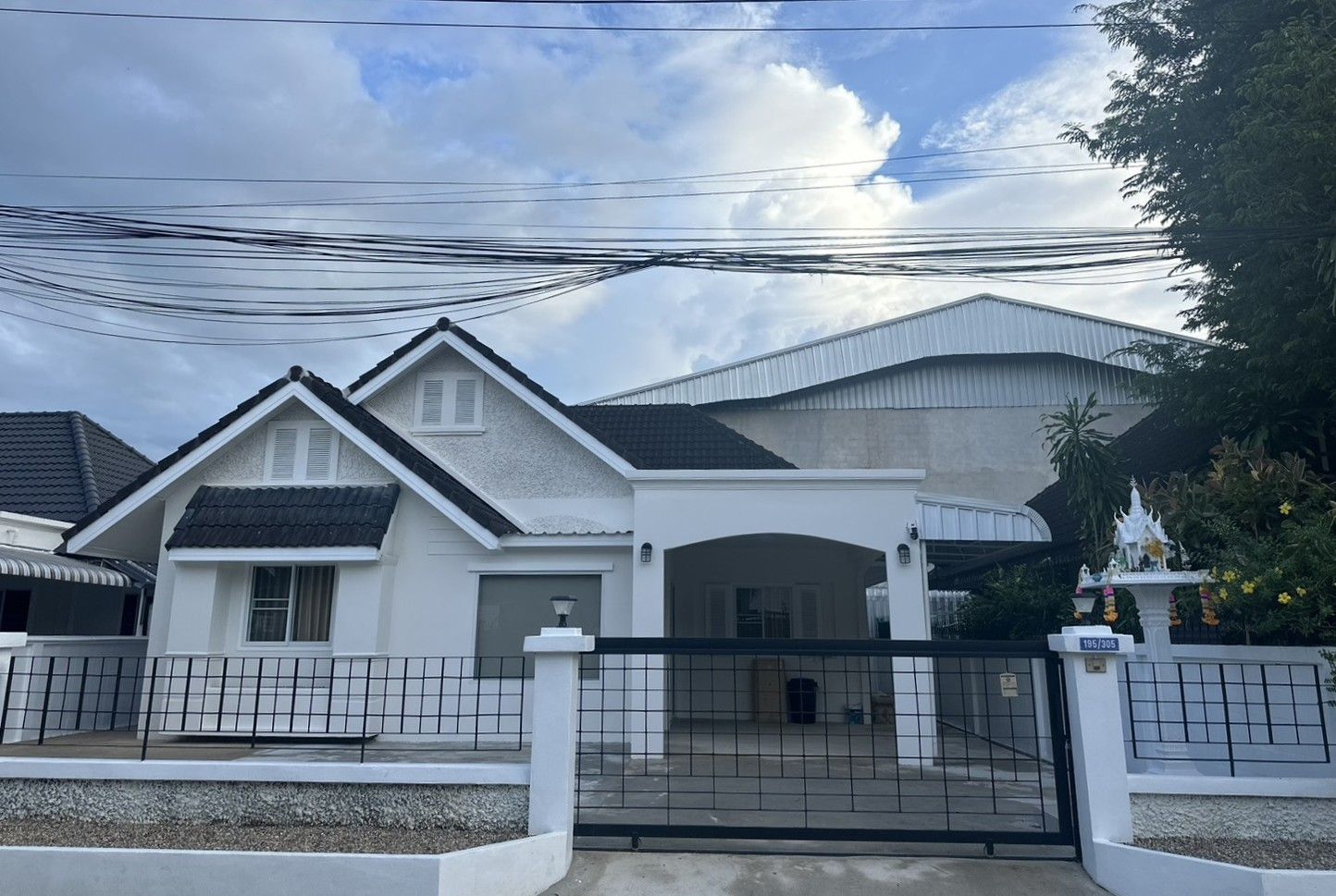 uploads/efe1bc97-da39-4732-9026-bc1cbf882b7a/85db9b03-0d6a-43ee-afb6-b677a801e0d2