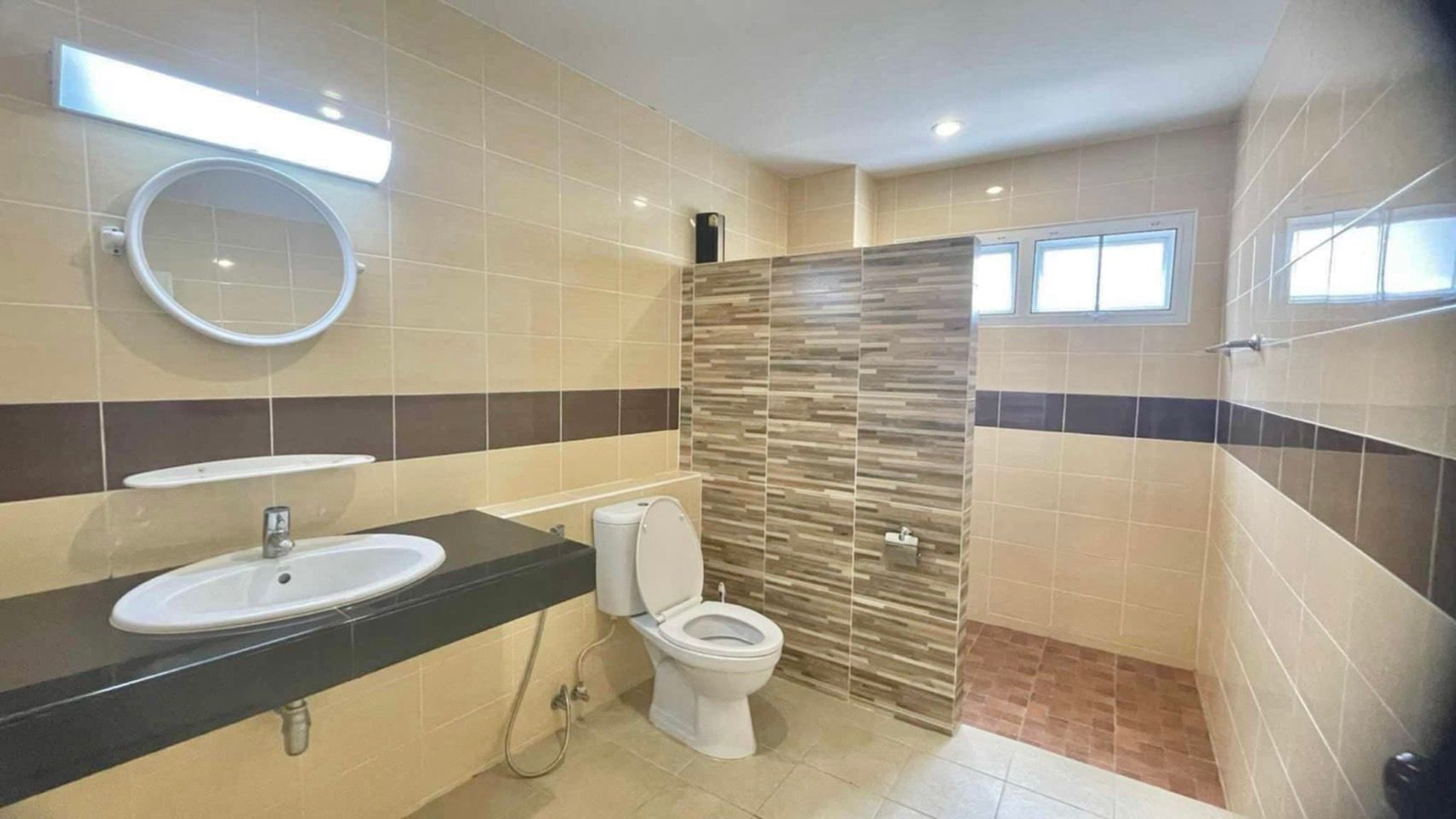 3 Bedroom House For Rent in Si Phum, Mueang Chiang Mai, Chiang Mai - Image 7