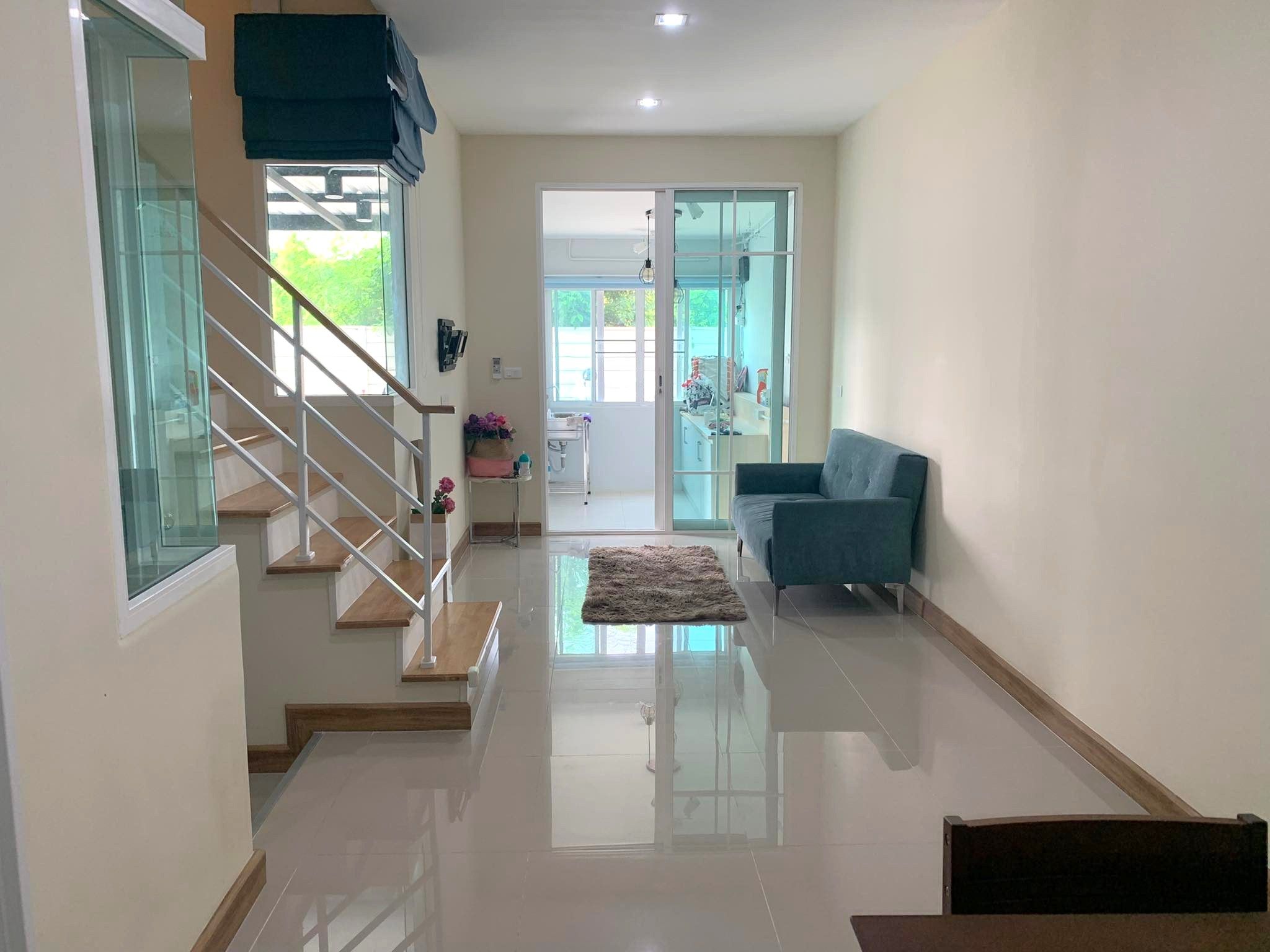 uploads/efe1bc97-da39-4732-9026-bc1cbf882b7a/86880209-b24a-4cd3-b221-e3f4d24cce16