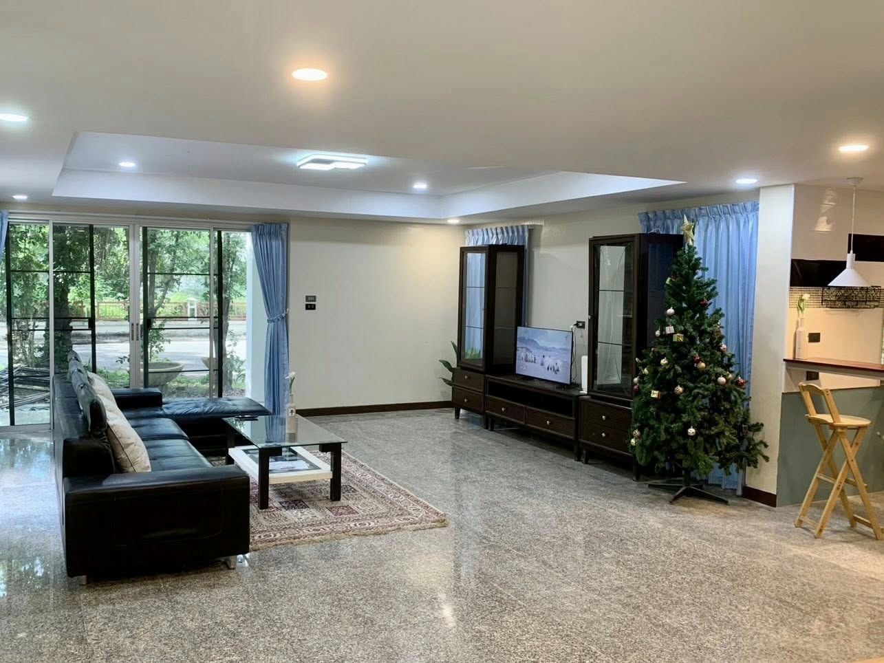 uploads/efe1bc97-da39-4732-9026-bc1cbf882b7a/875ac220-5d8e-4d15-9571-81886d754c33