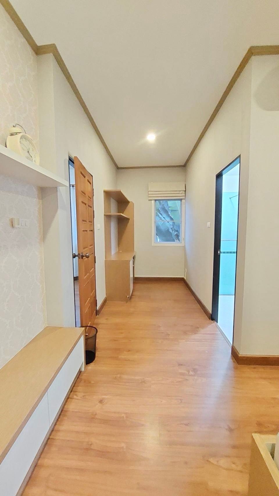 4 卧室 独立房屋 出租 在  - Image 13