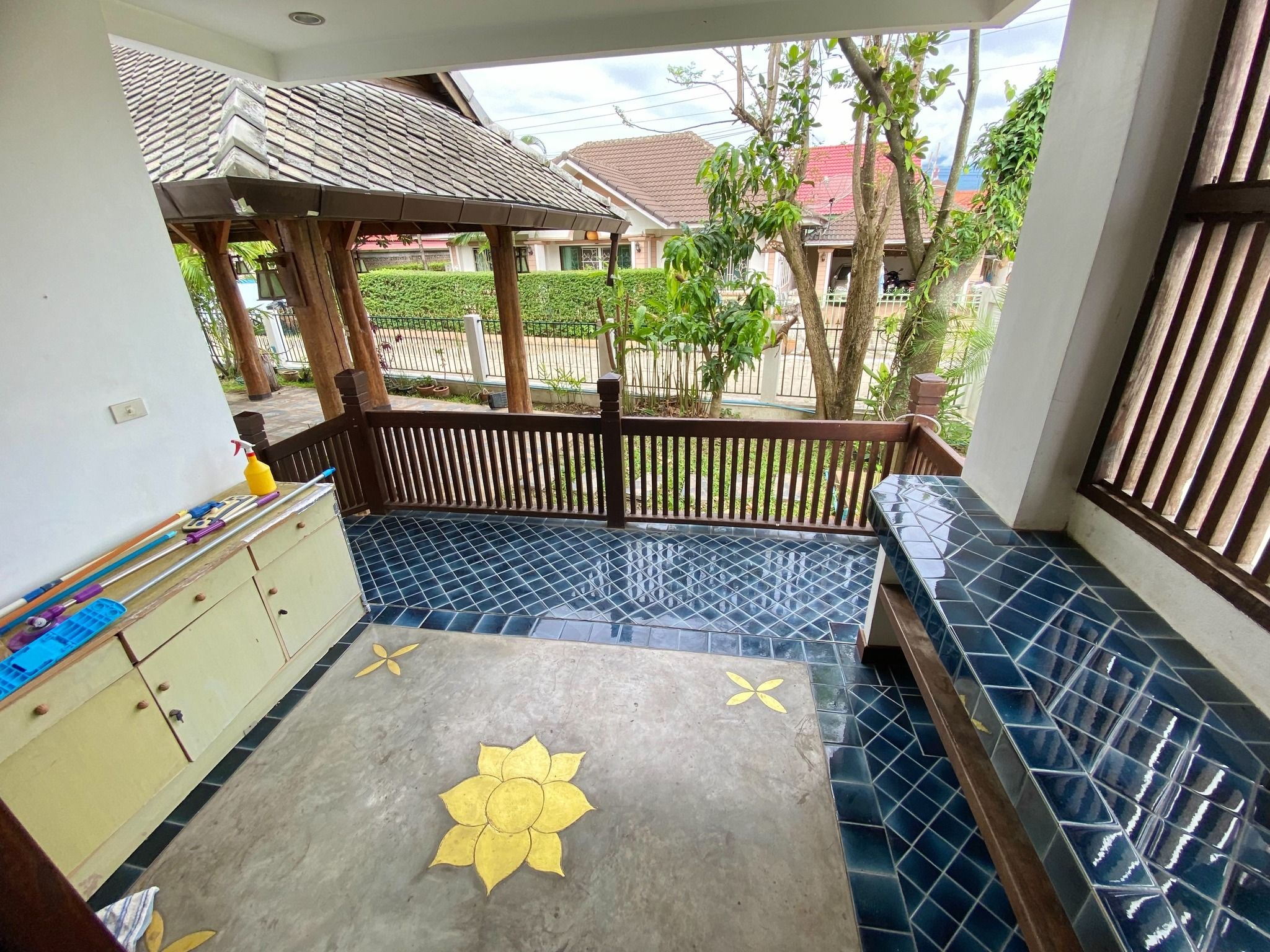 uploads/efe1bc97-da39-4732-9026-bc1cbf882b7a/884d9d93-7334-4f7f-9fb3-6d934694cd8c