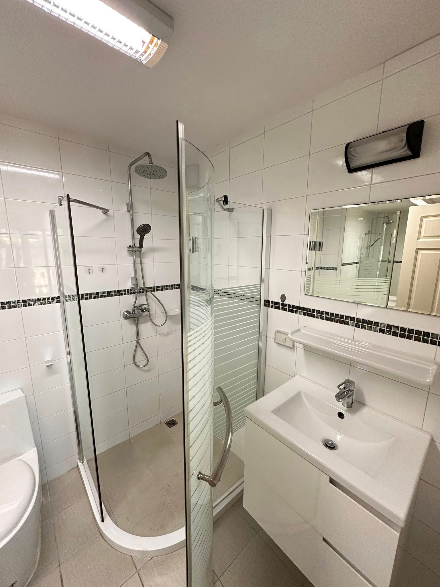 3 卧室 独立房屋 出租 在  - Image 9