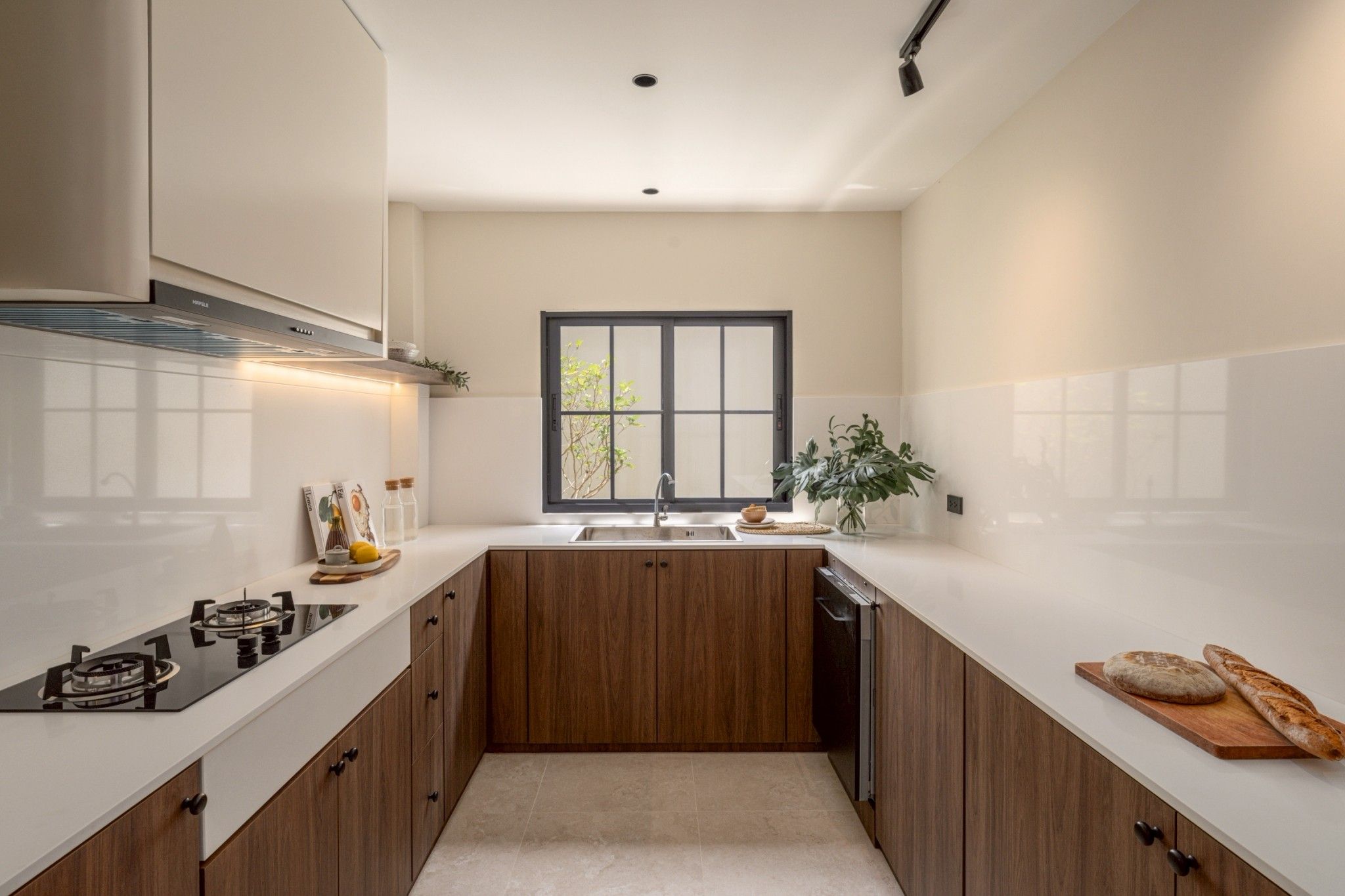 uploads/efe1bc97-da39-4732-9026-bc1cbf882b7a/89acf794-48ee-4456-91e1-e424161e9997