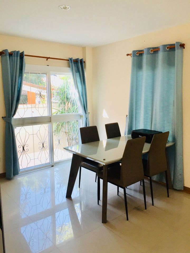 uploads/efe1bc97-da39-4732-9026-bc1cbf882b7a/8a32b1f7-b116-49ec-9091-241b6f44be68