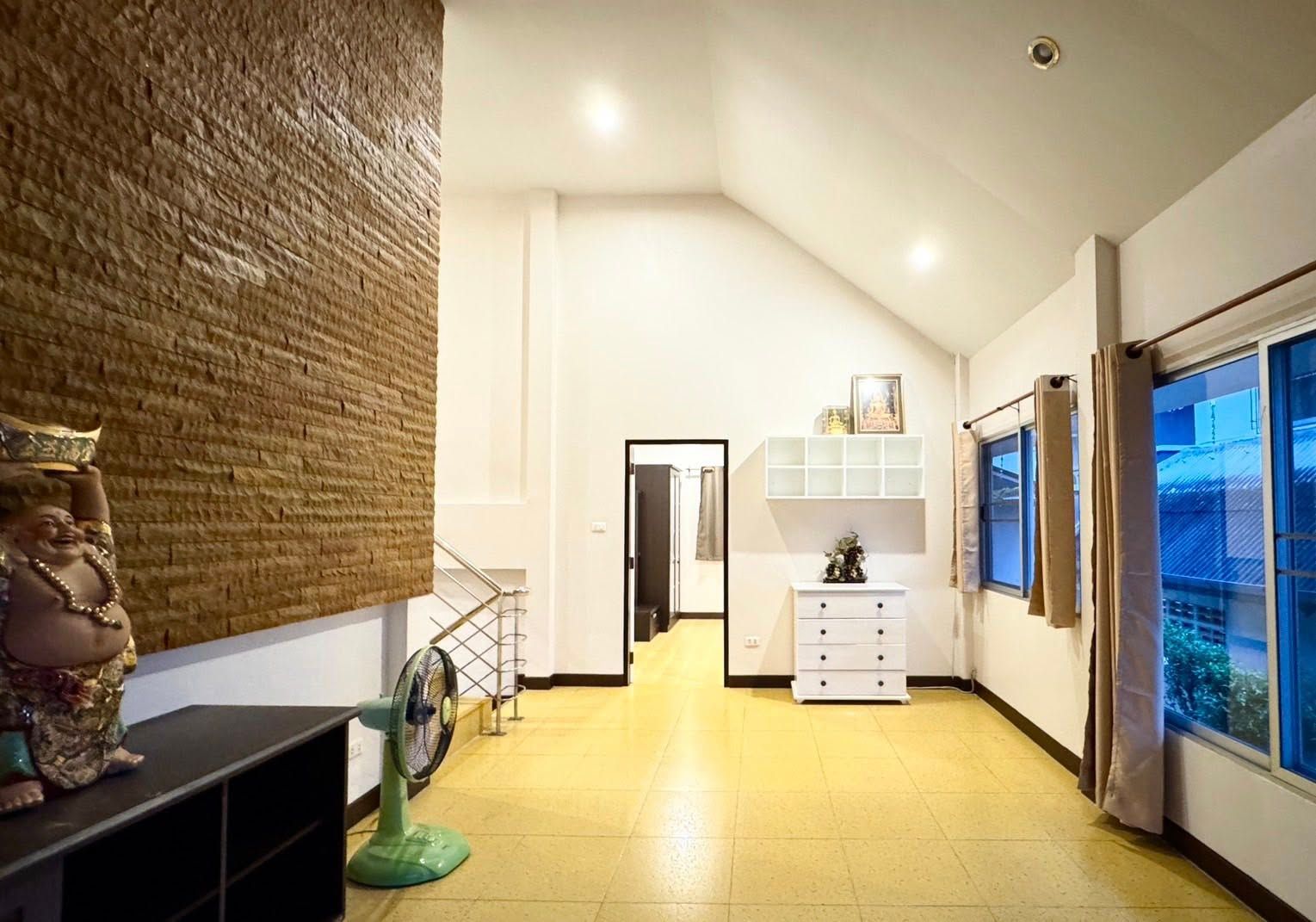 uploads/efe1bc97-da39-4732-9026-bc1cbf882b7a/8a74d6a2-c02c-4943-adf0-c1c75a56b52b