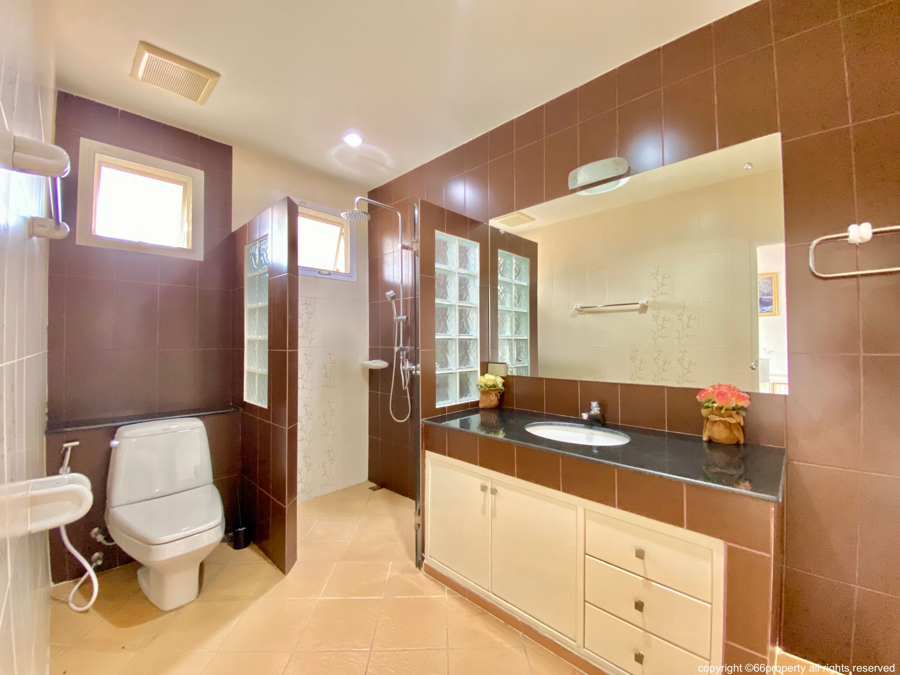 7 Bedroom House For Sale in Chai Sathan, Saraphi, Chiang Mai - Image 31