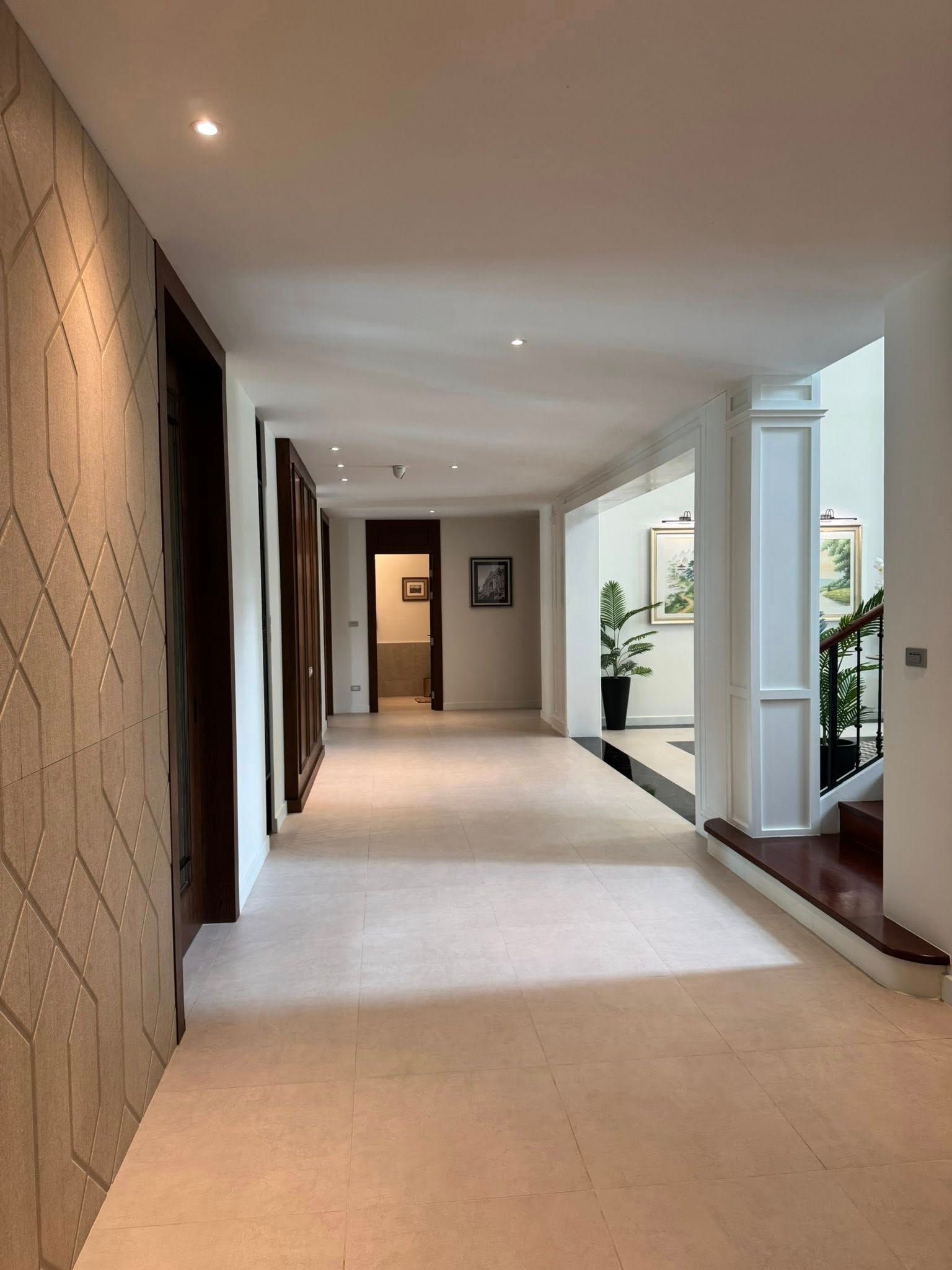 uploads/efe1bc97-da39-4732-9026-bc1cbf882b7a/8c08c818-1bcc-4273-9ab9-cb2d633a2561