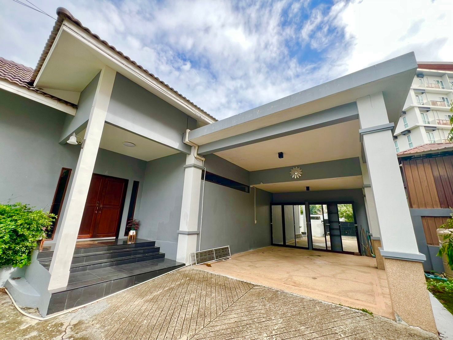 uploads/efe1bc97-da39-4732-9026-bc1cbf882b7a/8e747f87-f8c7-40ad-8ee1-08acb2353d44