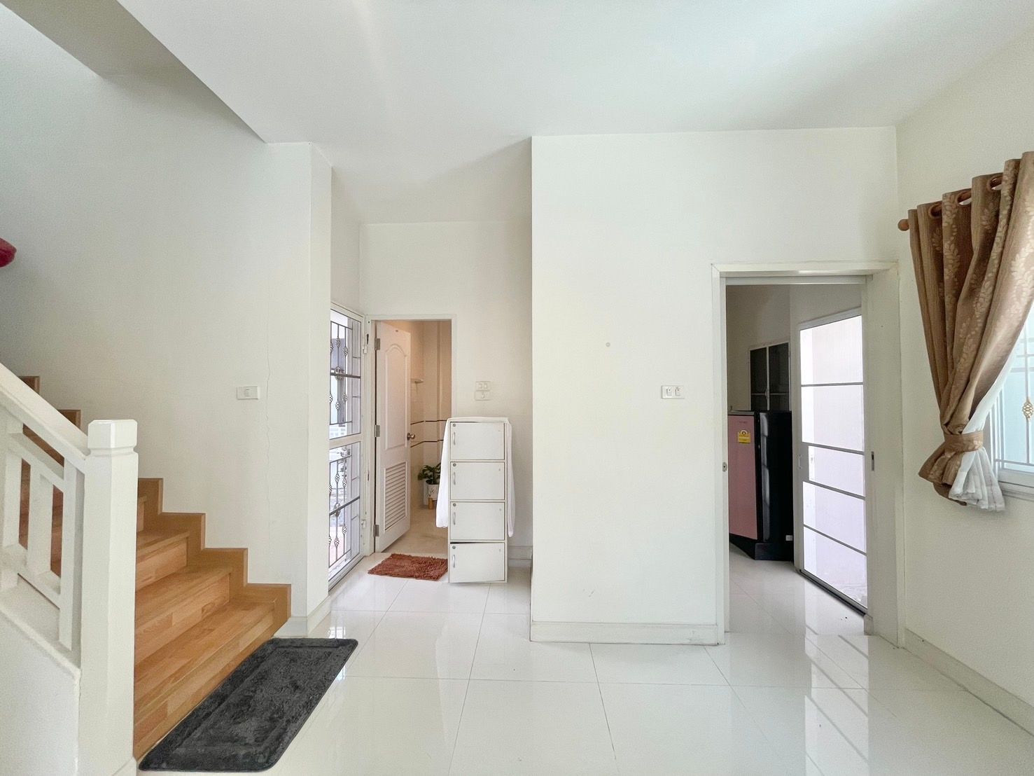 3 卧室 独立房屋 出租 在  - Image 7